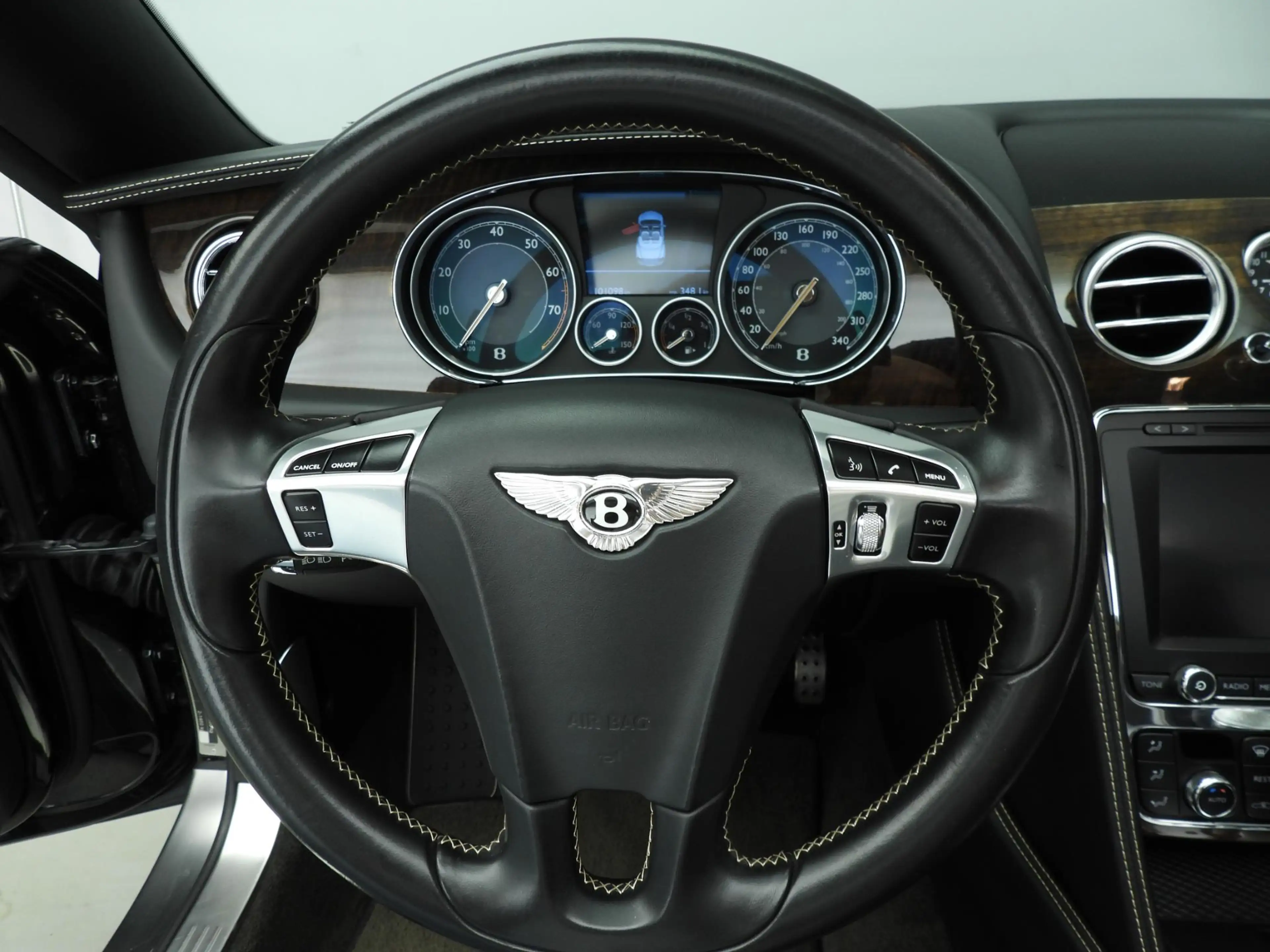 Bentley Continental GTC 4.0 V8 | Naim for Bentley | Gelaagd glas | Massage — photo 12