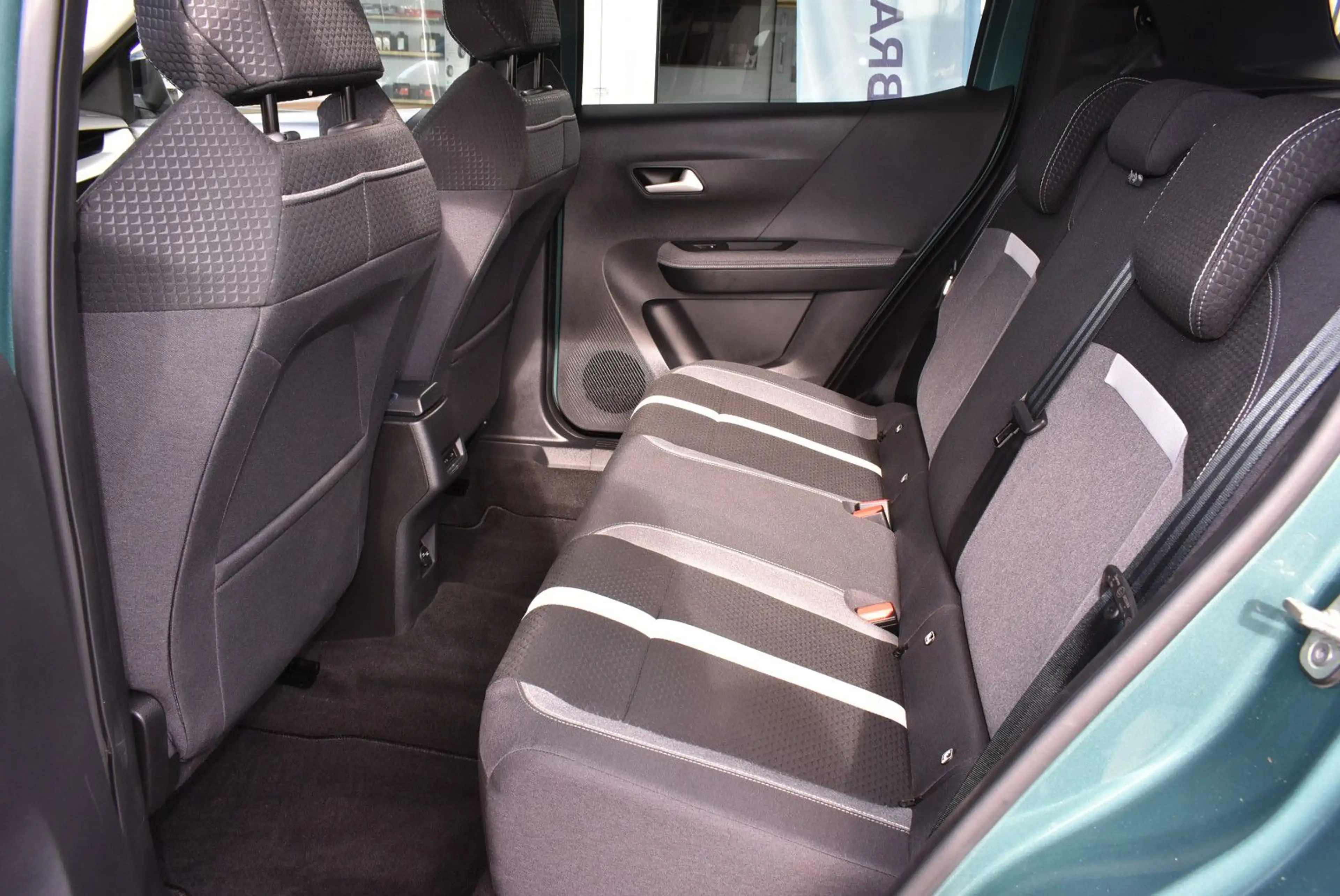 Opel Frontera GS 48V Hybrid 145 — photo 13