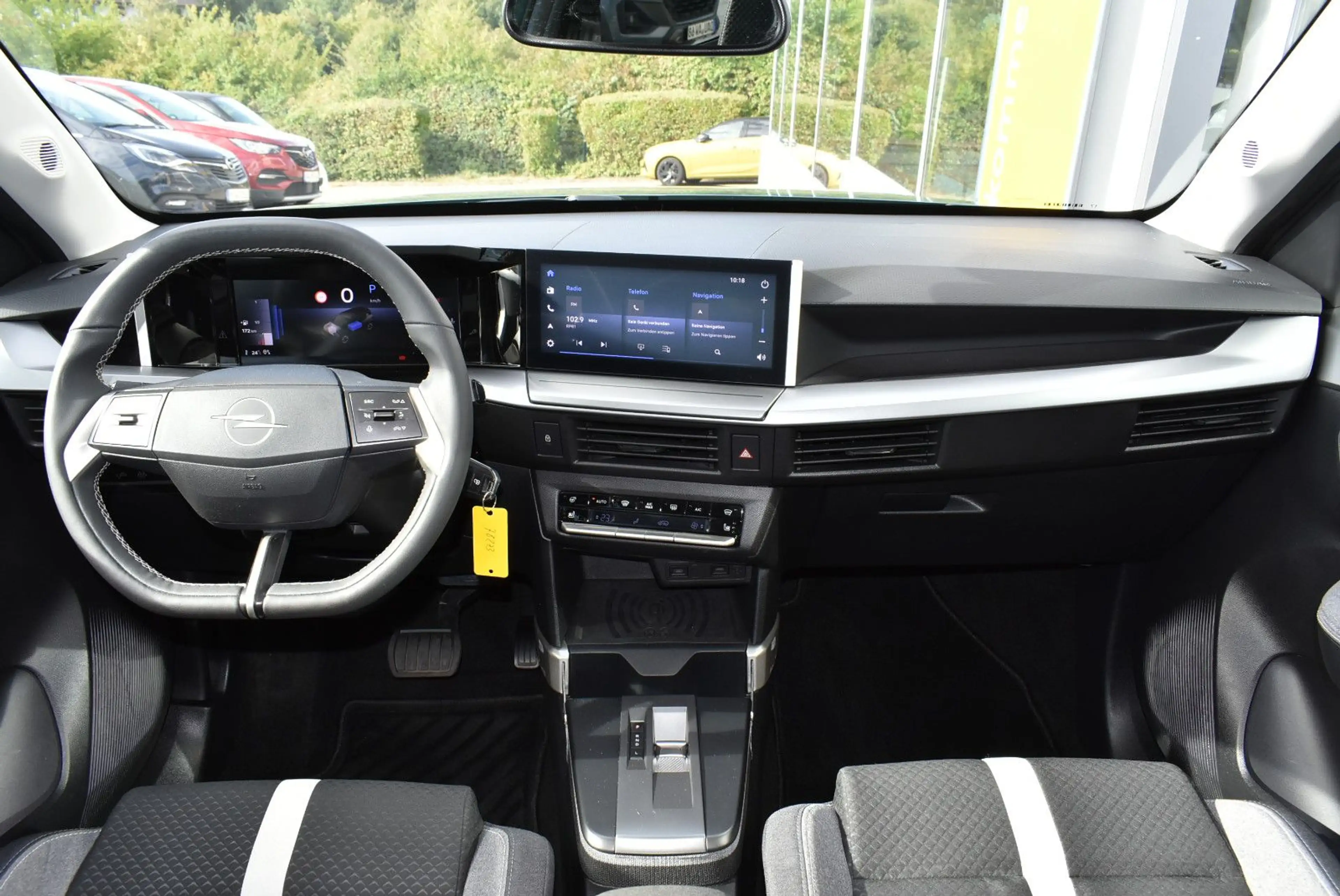 Opel Frontera GS 48V Hybrid 145 — photo 15