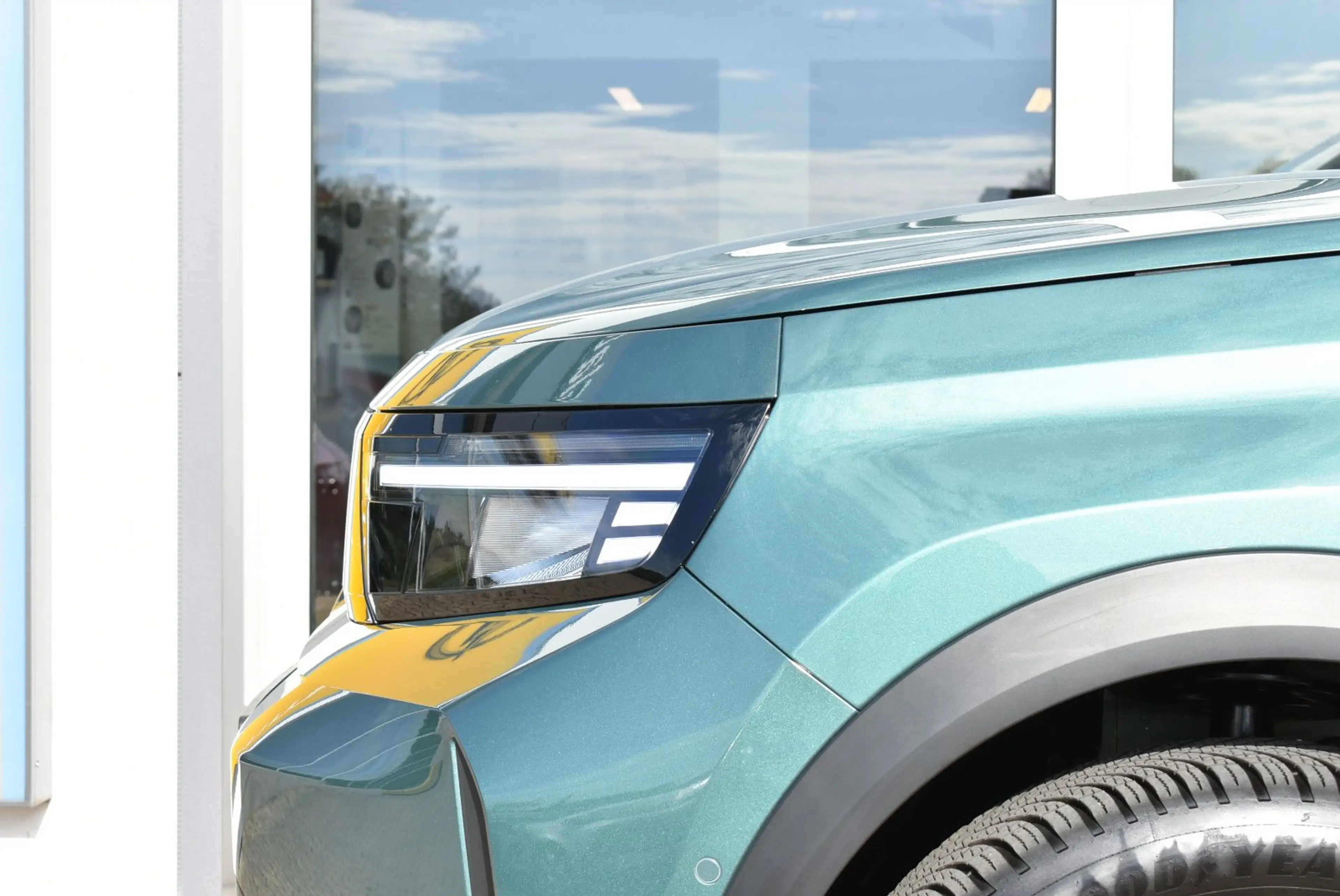 Opel Frontera GS 48V Hybrid 145 — photo 7