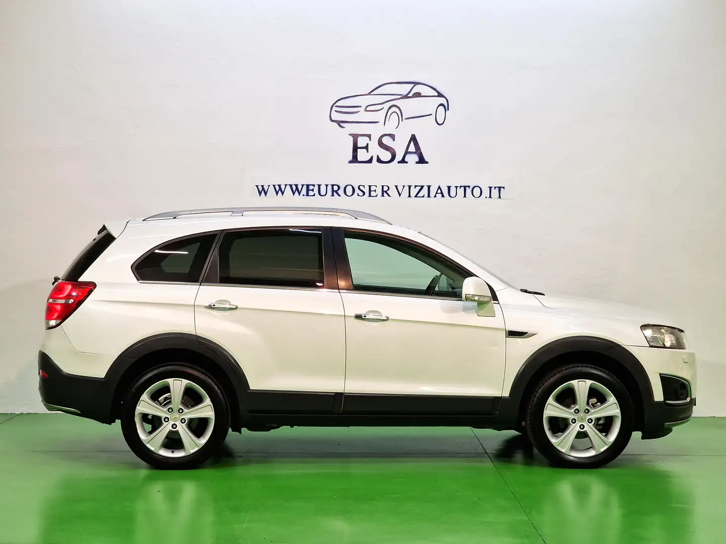 Chevrolet Captiva 7 Posti Captiva 2.2 LTZ 184cv auto my13 Bianco - 2