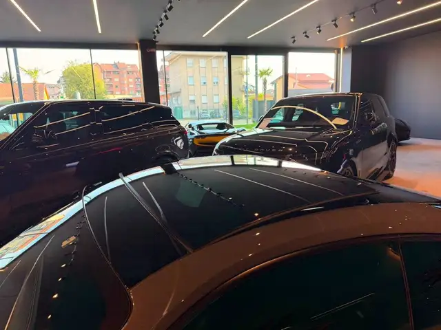 Porsche 911 view 15