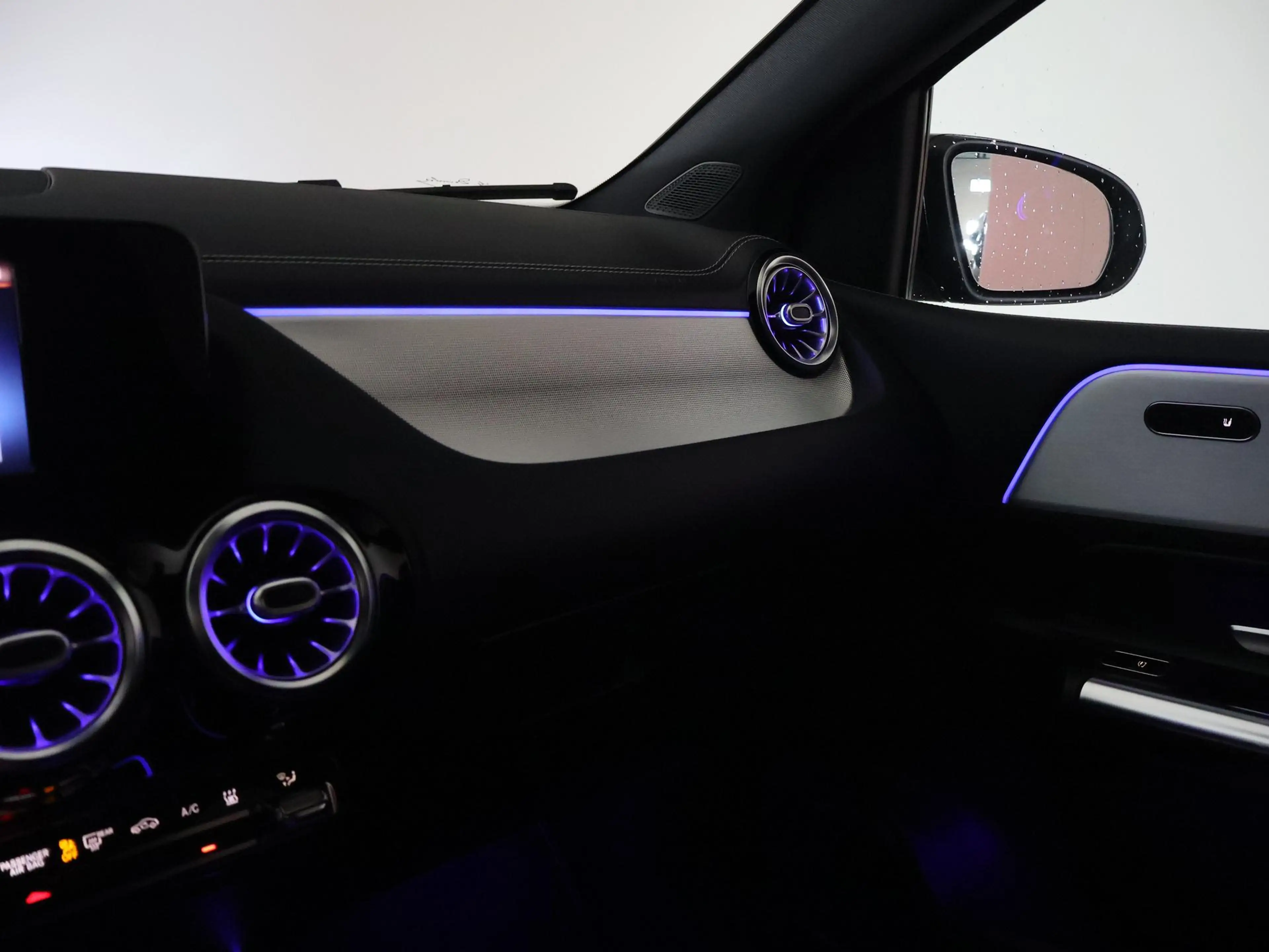 Mercedes-Benz B 250 250e 218 PK AMG NIGHT + SFEERVERLICHTING | CAMERA — photo 15