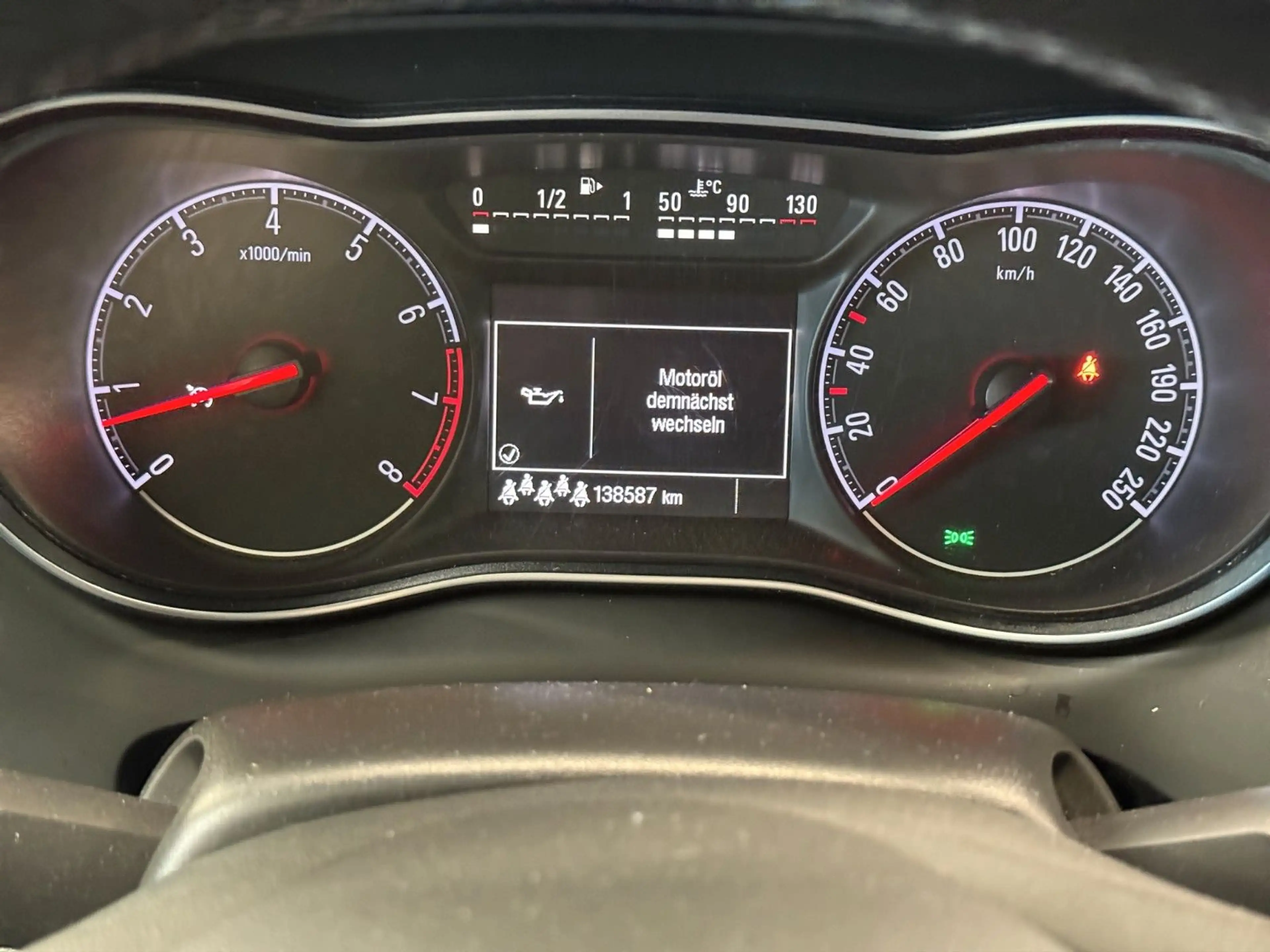 Opel Zafira C Tourer Business Innovation — photo 15