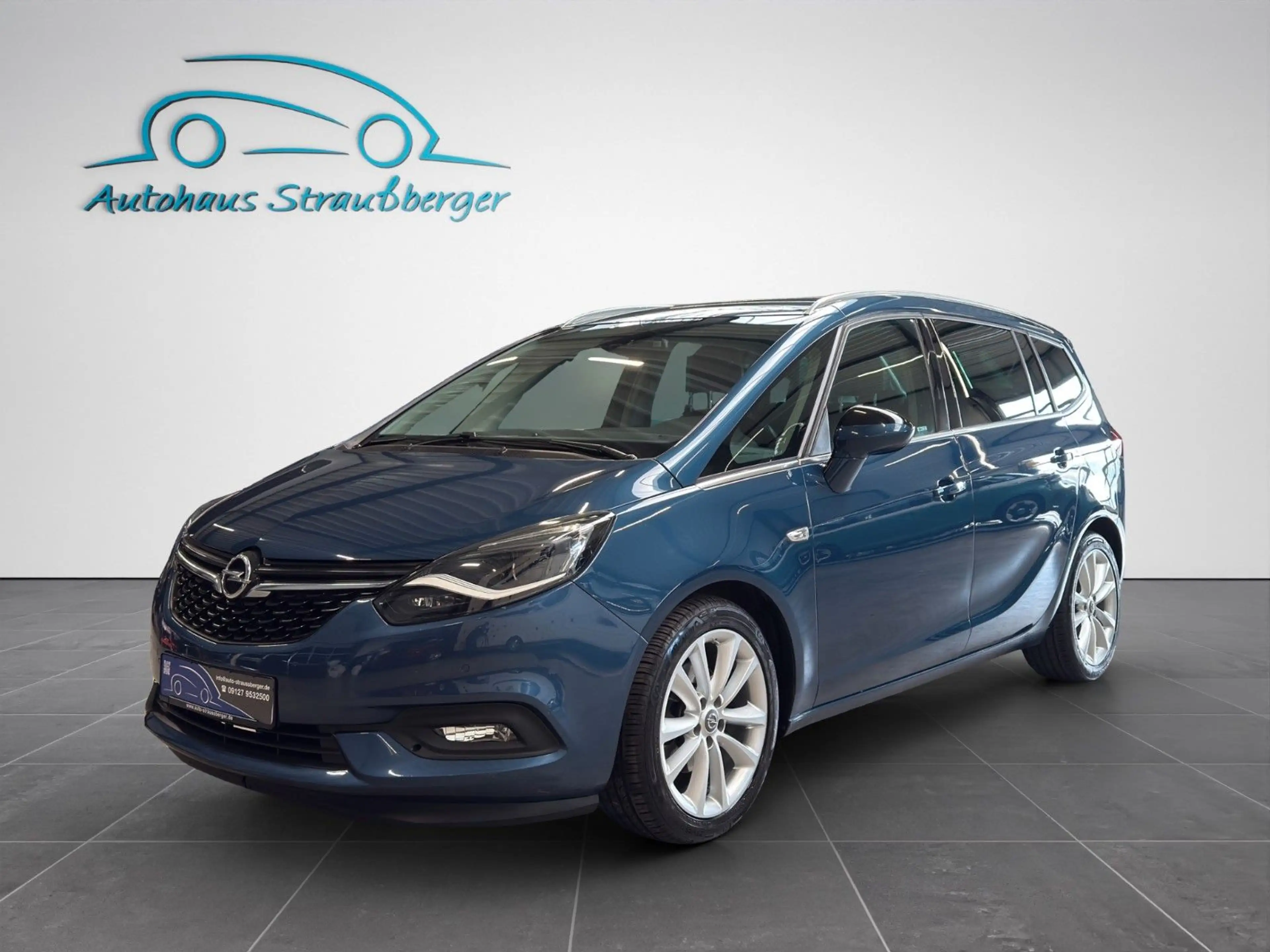 Opel Zafira C Tourer Business Innovation — photo 3