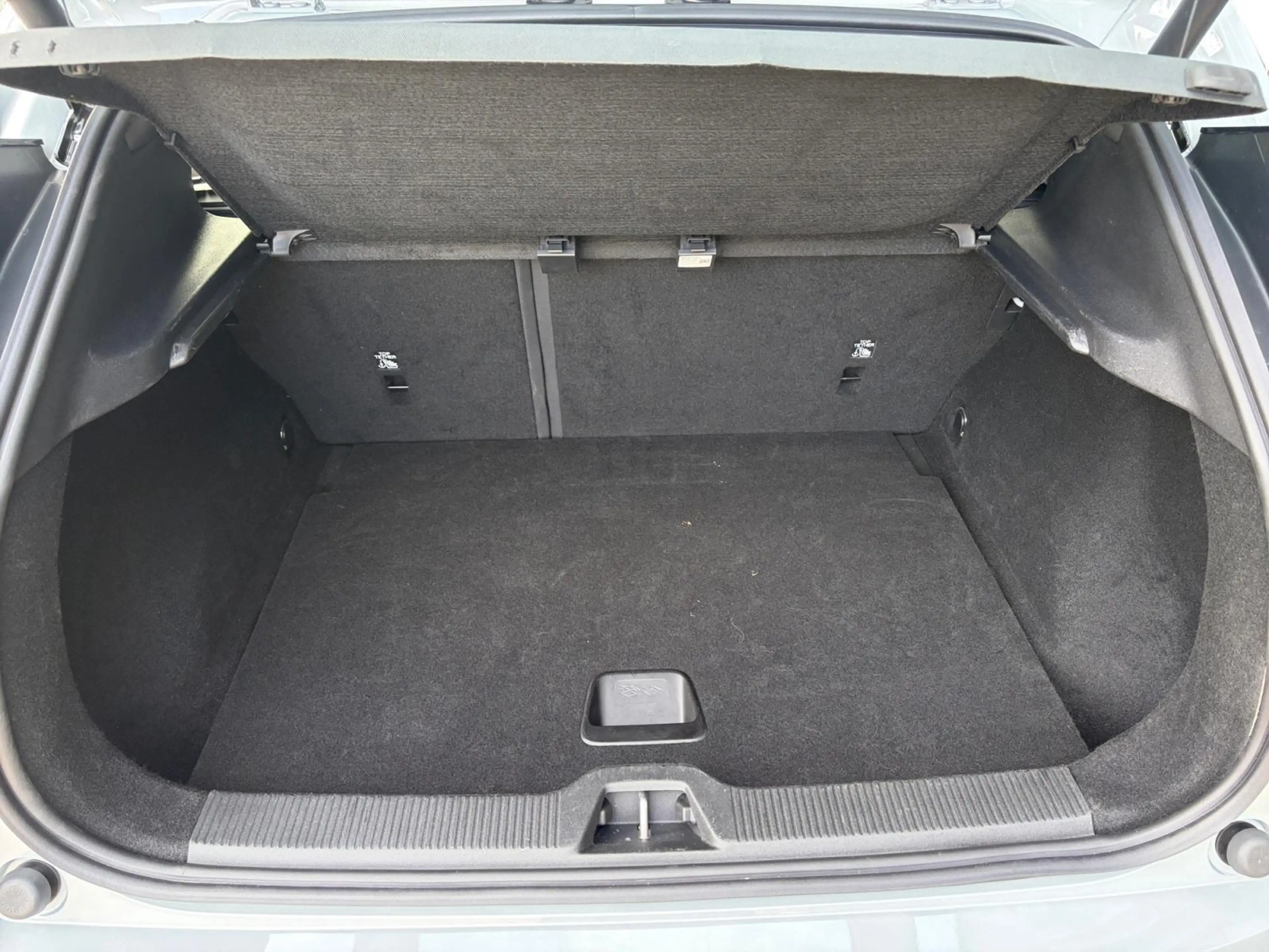 Volvo EX30 Single Motor Extended Range Plus 69 kWh | Stoelver — photo 6
