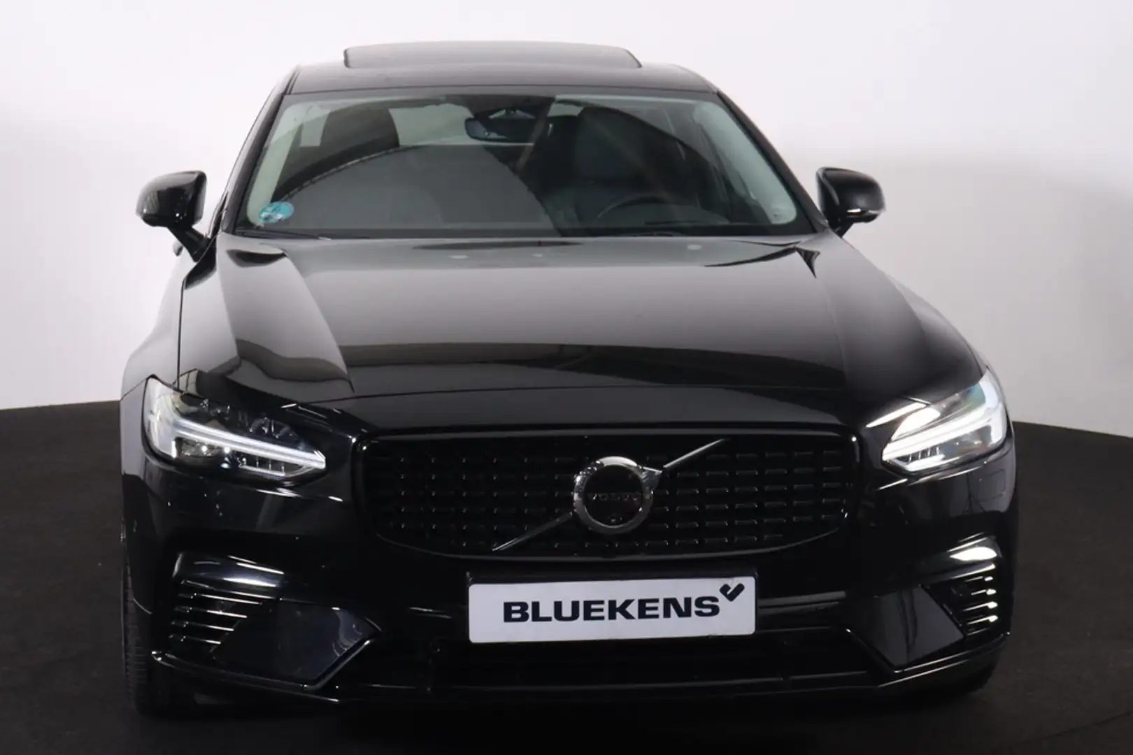 Volvo S90 T8 AWD Ultra Dark - Schuif/kanteldak - IntelliSafe Zwart - 2