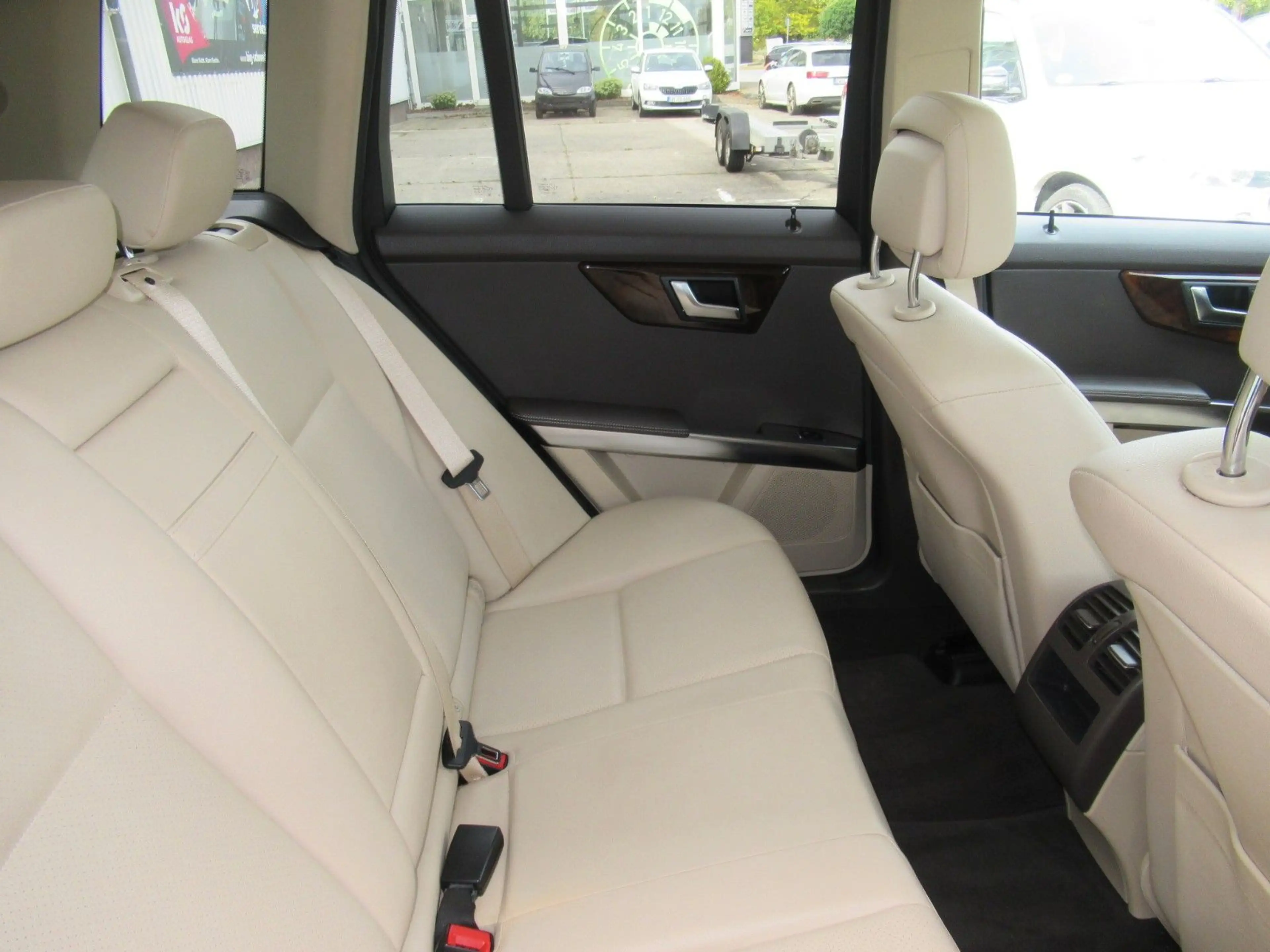 Mercedes-Benz GLK 350 4Matic LEDER*NAVI*PANORAMA*SITZHEIZUNG — photo 7