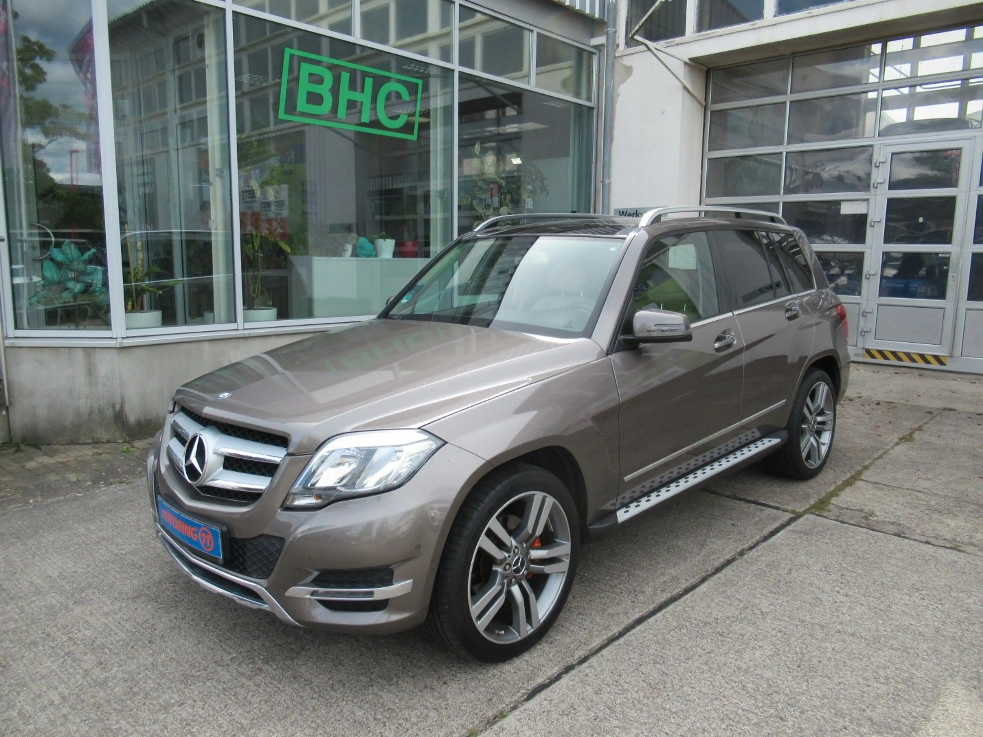 Mercedes-Benz GLK 350 4Matic LEDER*NAVI*PANORAMA*SITZHEIZUNG — photo 2
