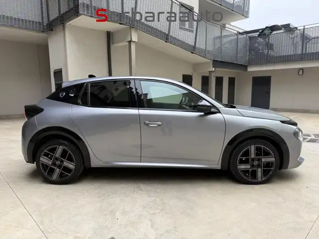 Lancia Ypsilon view 6