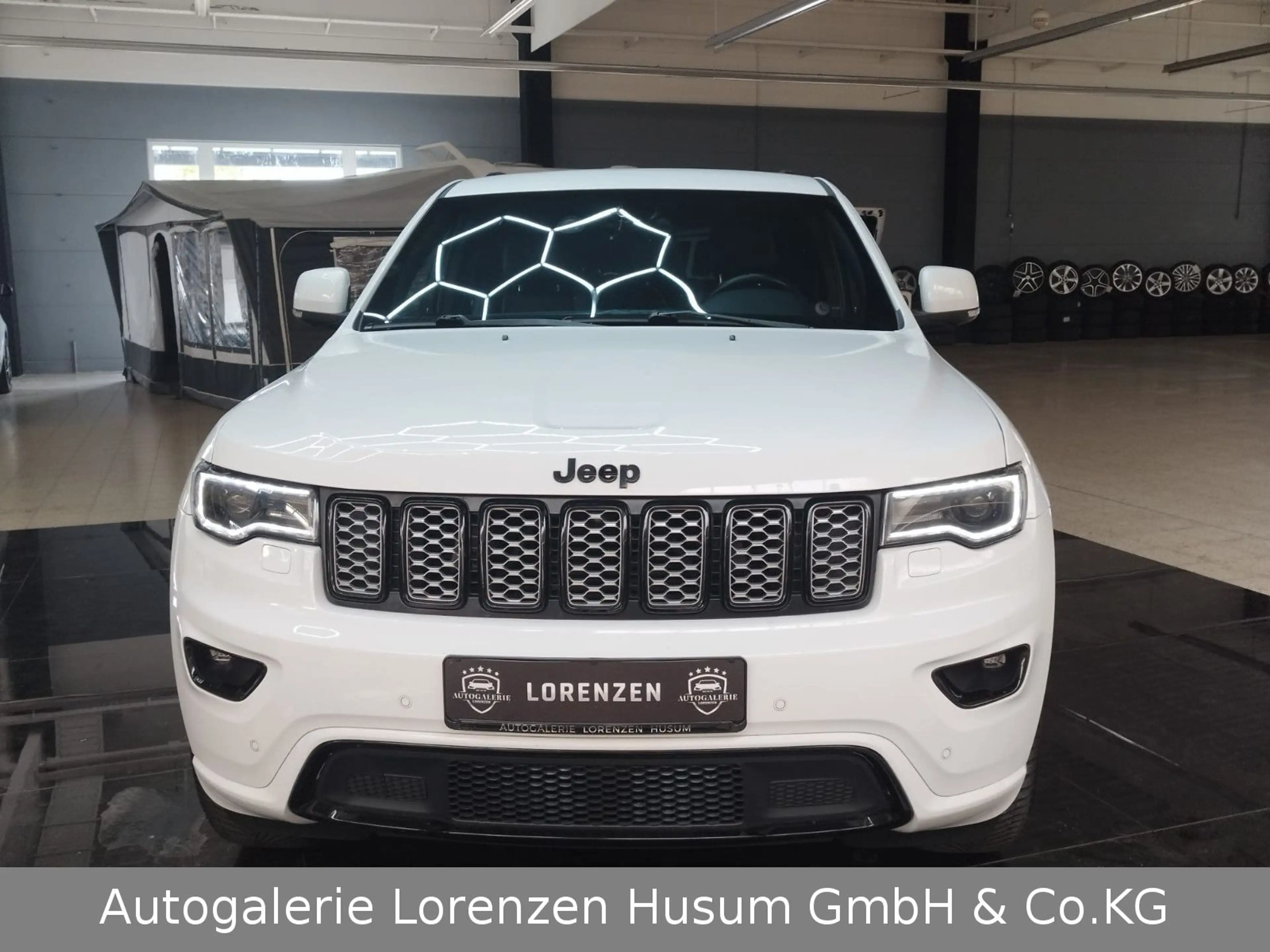 Jeep Grand Cherokee -Limited 4x4 — photo 3