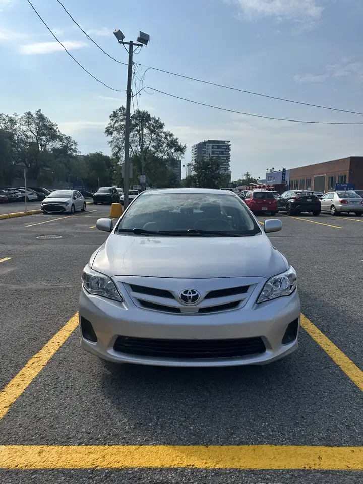 a Corolla photo a Corolla