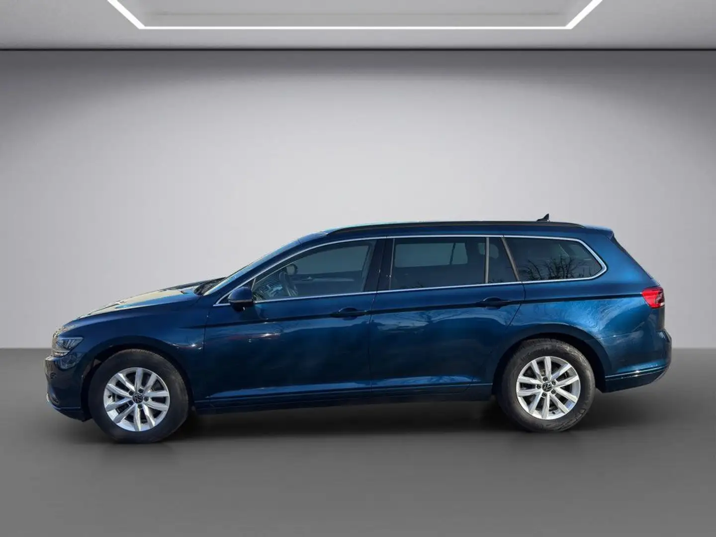 Volkswagen Passat Variant 2.0TDI DSG Business AHK Blau - 2