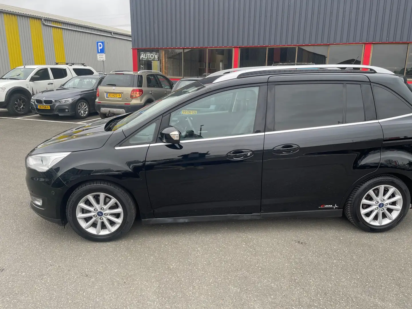 Ford Grand C-Max 1.0 Titanium / 7 PERSOONS / NAP / KEYLESS / SP VLG Zwart - 2