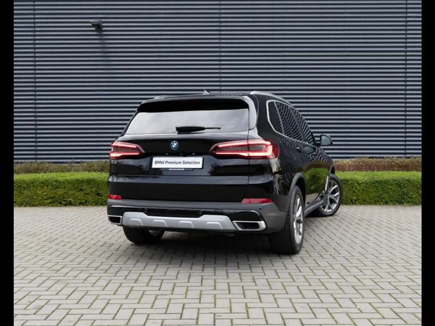 BMW X5 xDrive45e Zwart - 2