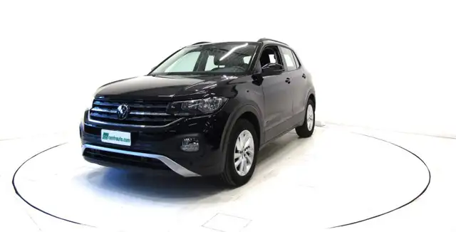 Volkswagen T-Cross view 3