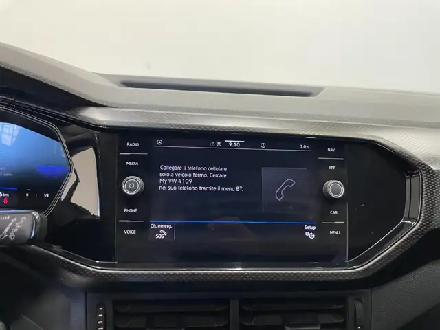 Volkswagen T-Cross view 11