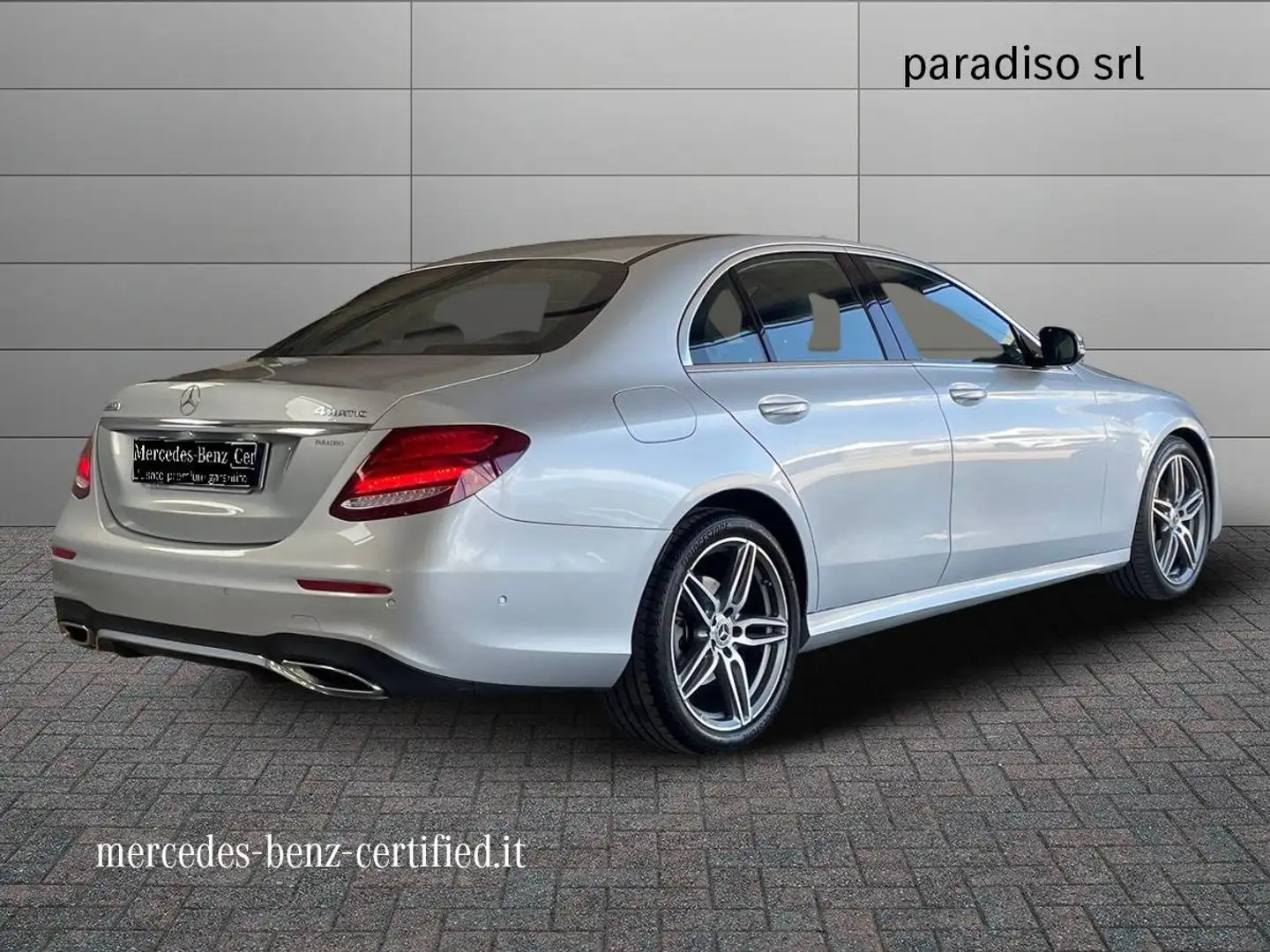 Mercedes-Benz E 220 - W213 Berlina E 220 d Premium Plus 4matic auto Šedá - 2