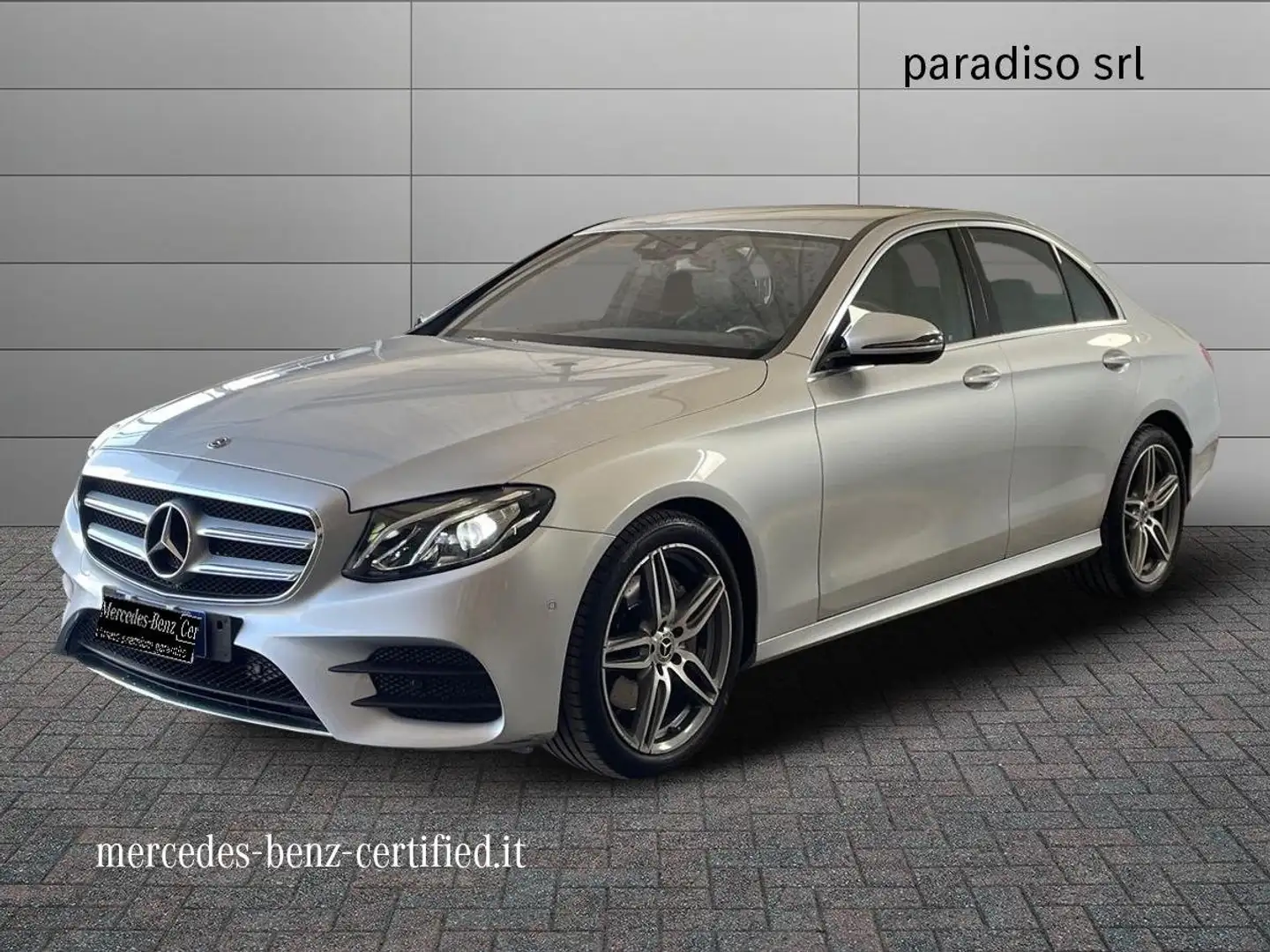 Mercedes-Benz E 220 - W213 Berlina E 220 d Premium Plus 4matic auto Šedá - 1