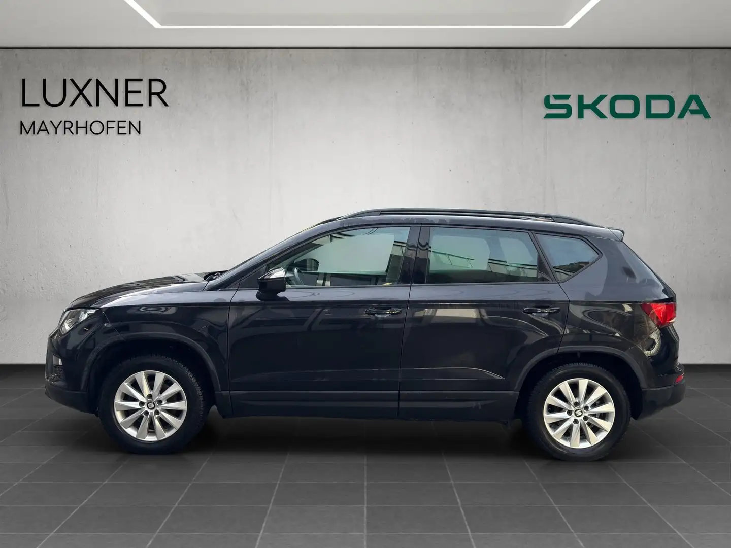 SEAT Ateca Reference 1.0 TSI Schwarz - 2