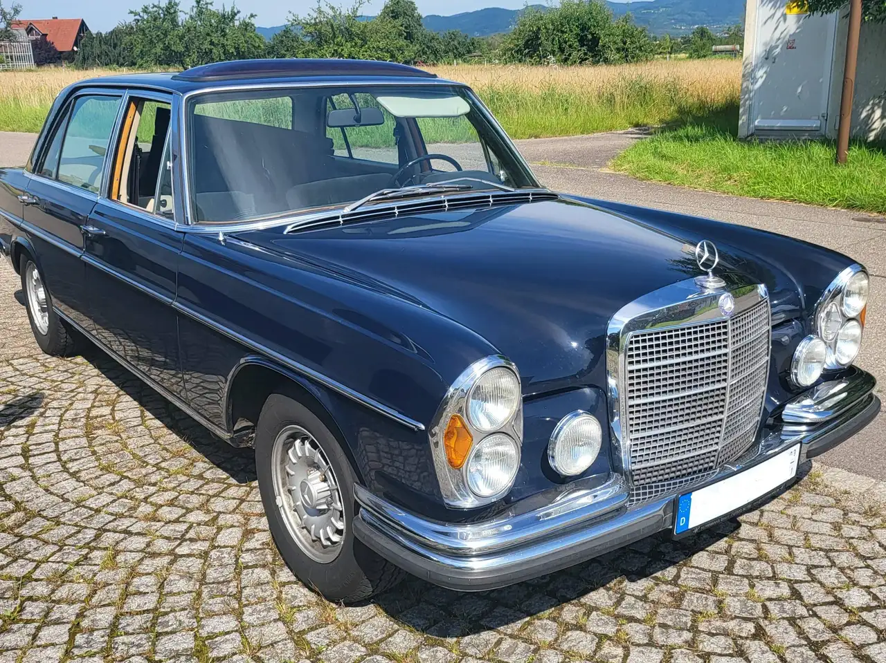 Mercedes-Benz 300