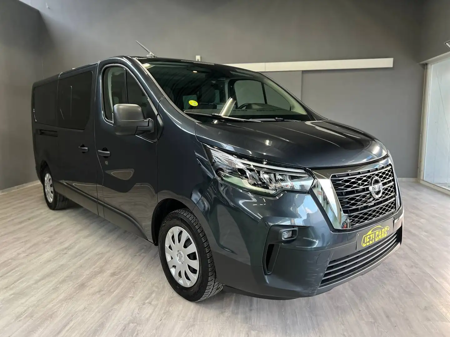Nissan Primastar Primastar MINIBUS 9-ZIT/AUTOMAAT/NETTO/€28.091 Grau - 1
