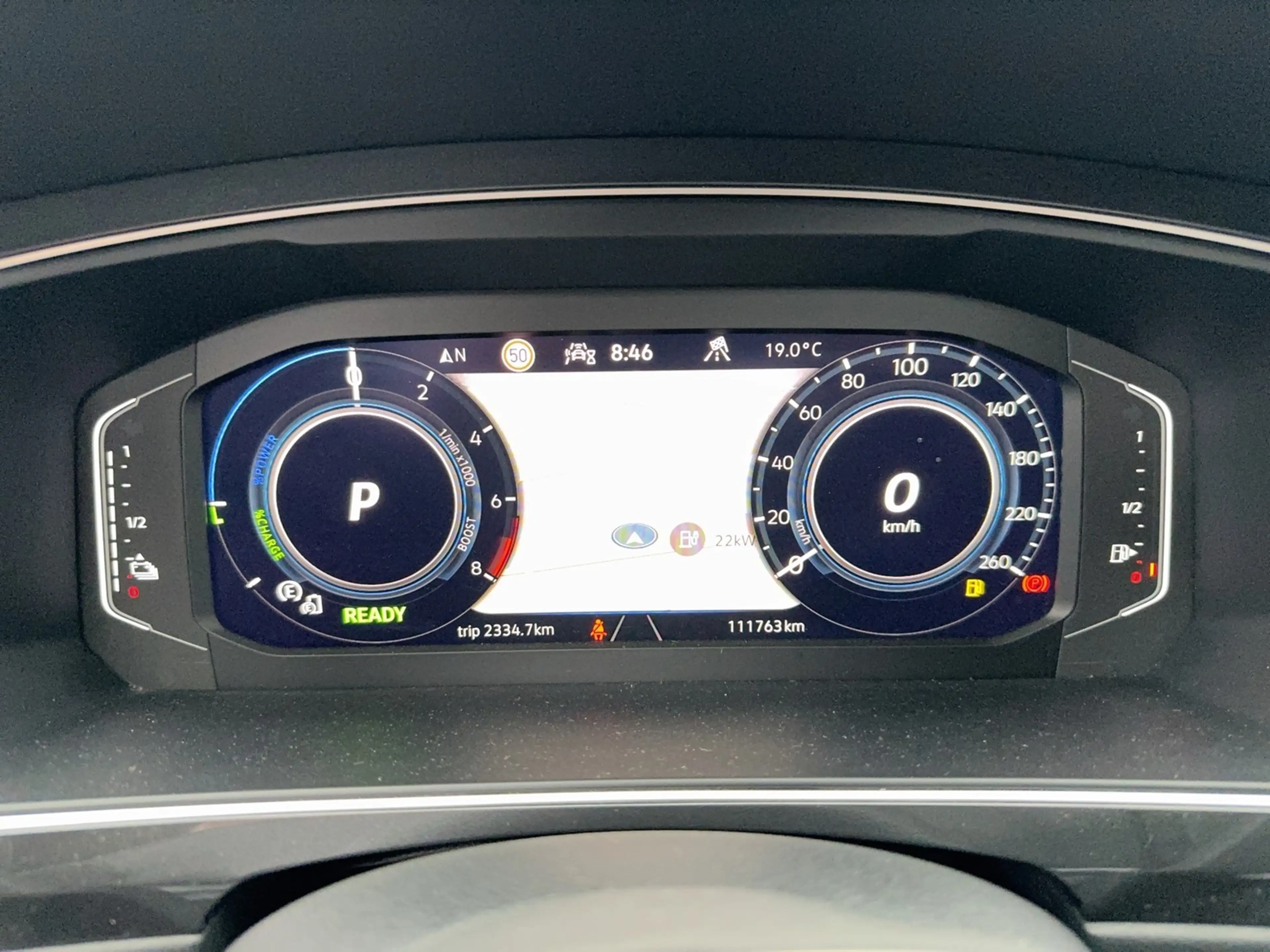 Volkswagen Tiguan eHybrid Active DSG LED AHK NAvi HUD AID ACC RFK SH — photo 10