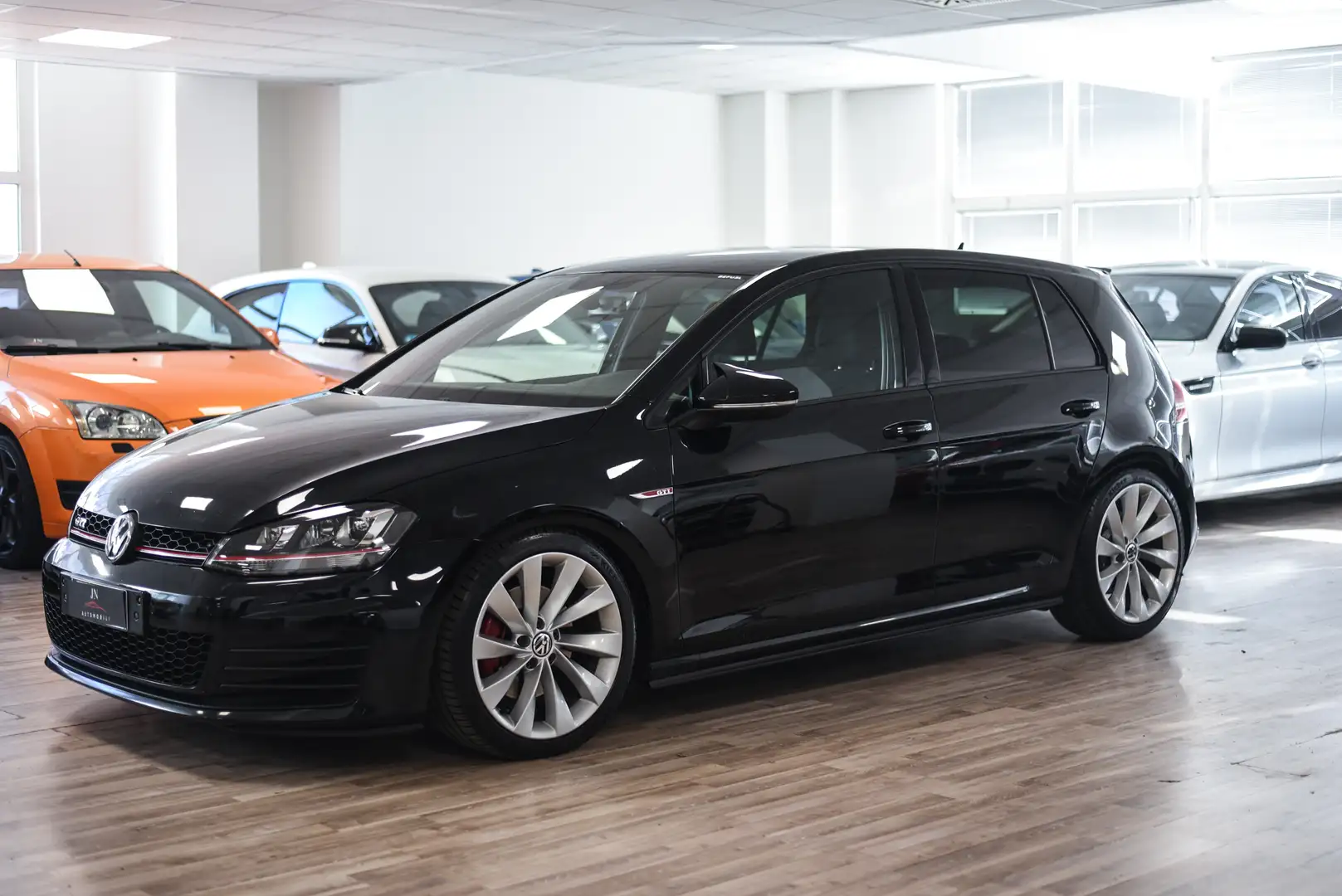 Volkswagen Golf GTI 5p 2.0 tsi dsg Noir - 1
