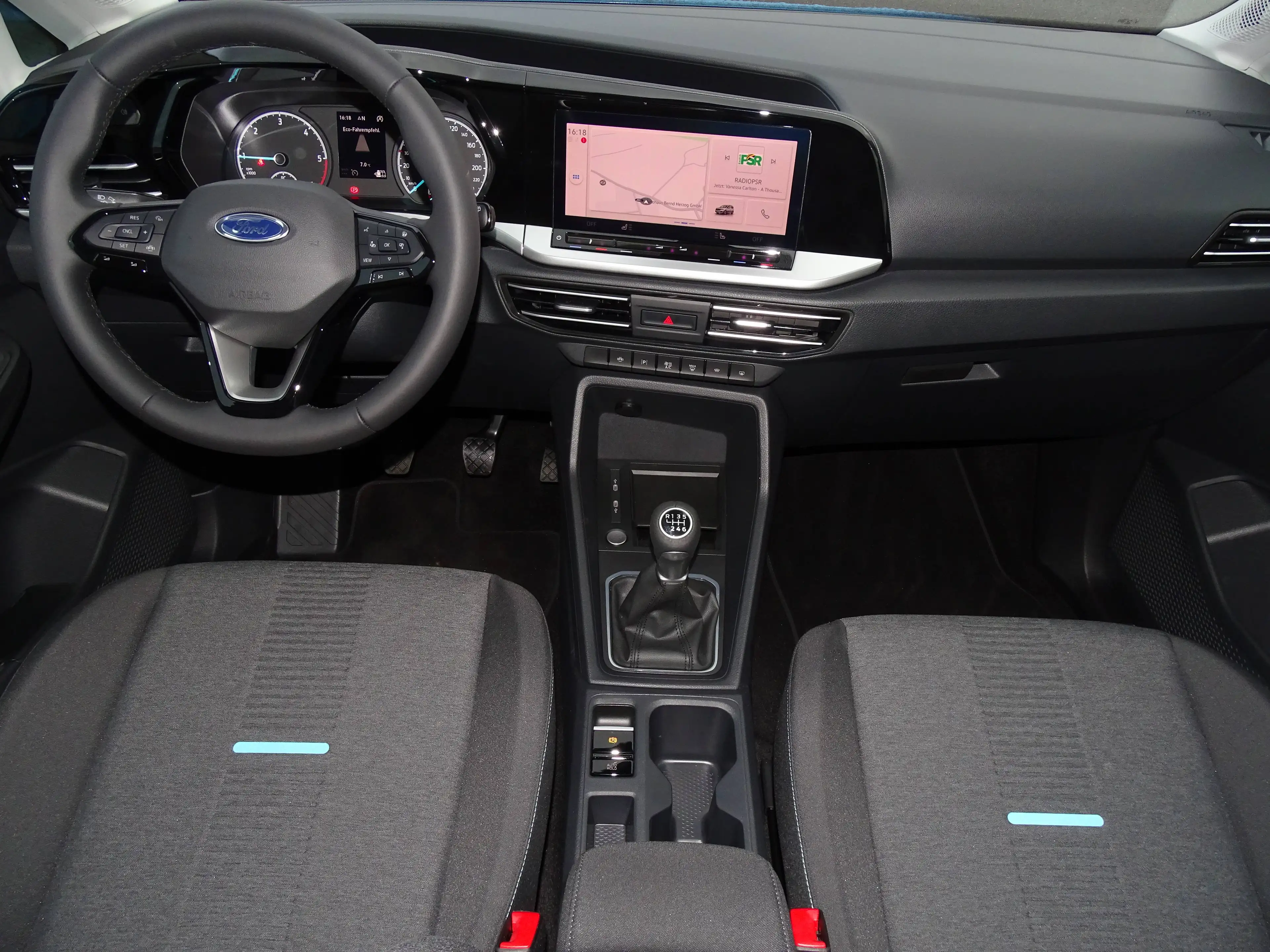 Ford Tourneo Connect Active — photo 14