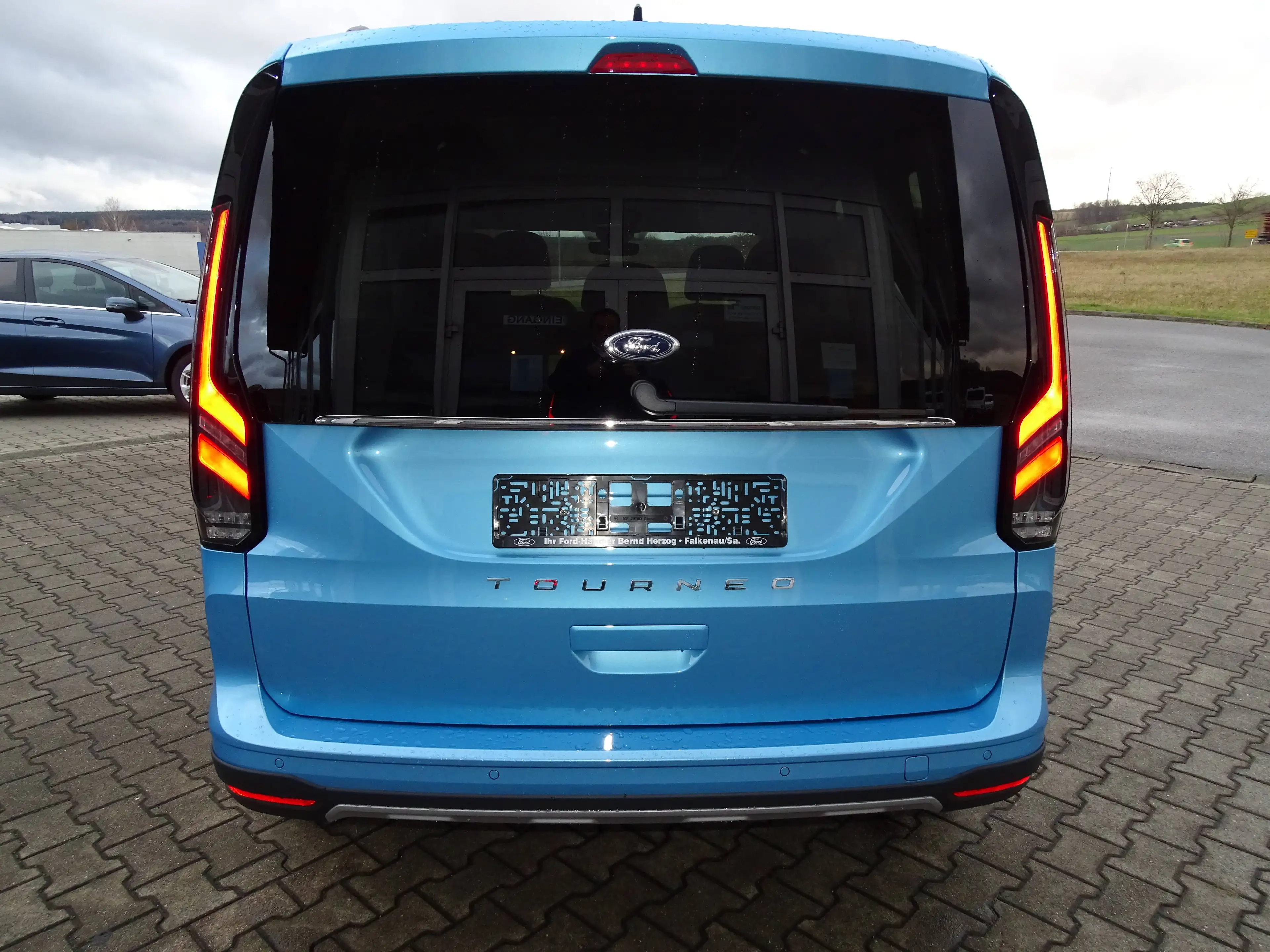 Ford Tourneo Connect Active — photo 3