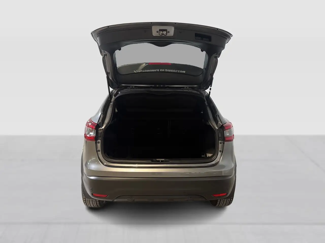 Nissan Qashqai снимка Nissan Qashqai