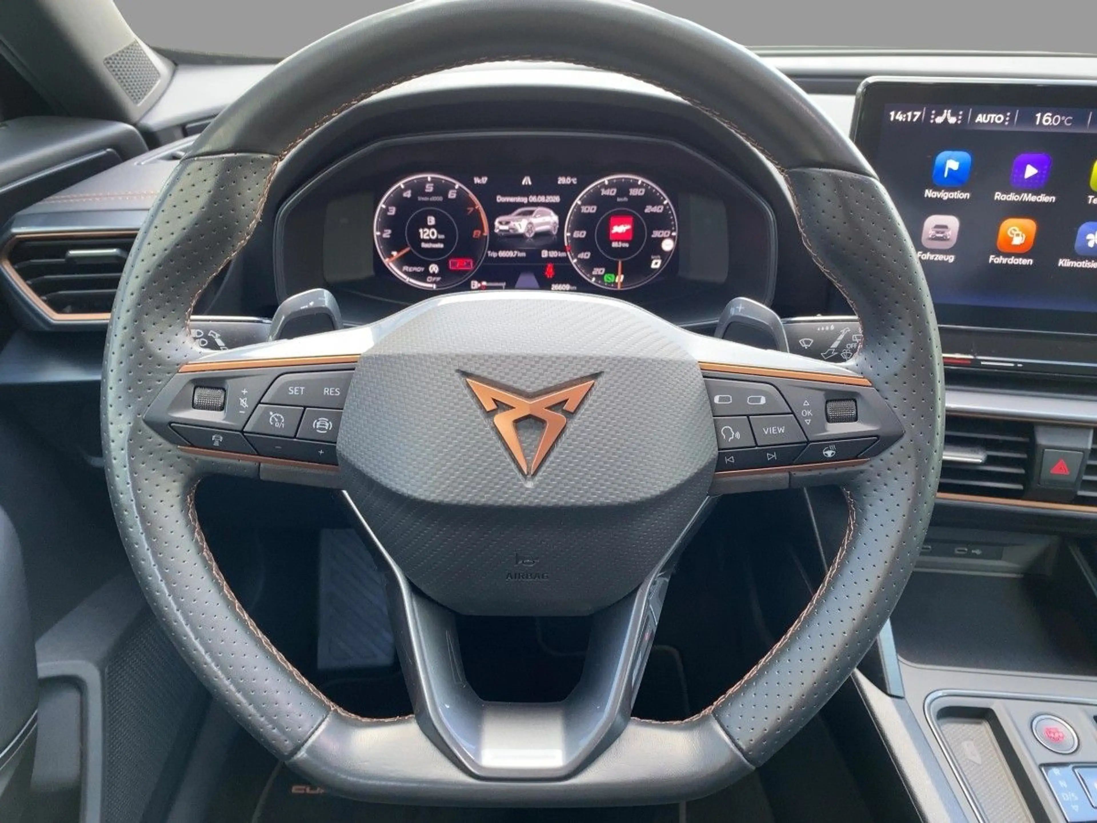 CUPRA Formentor 1.5 TSI DSG Navi LED SHZ ACC PDC — photo 12