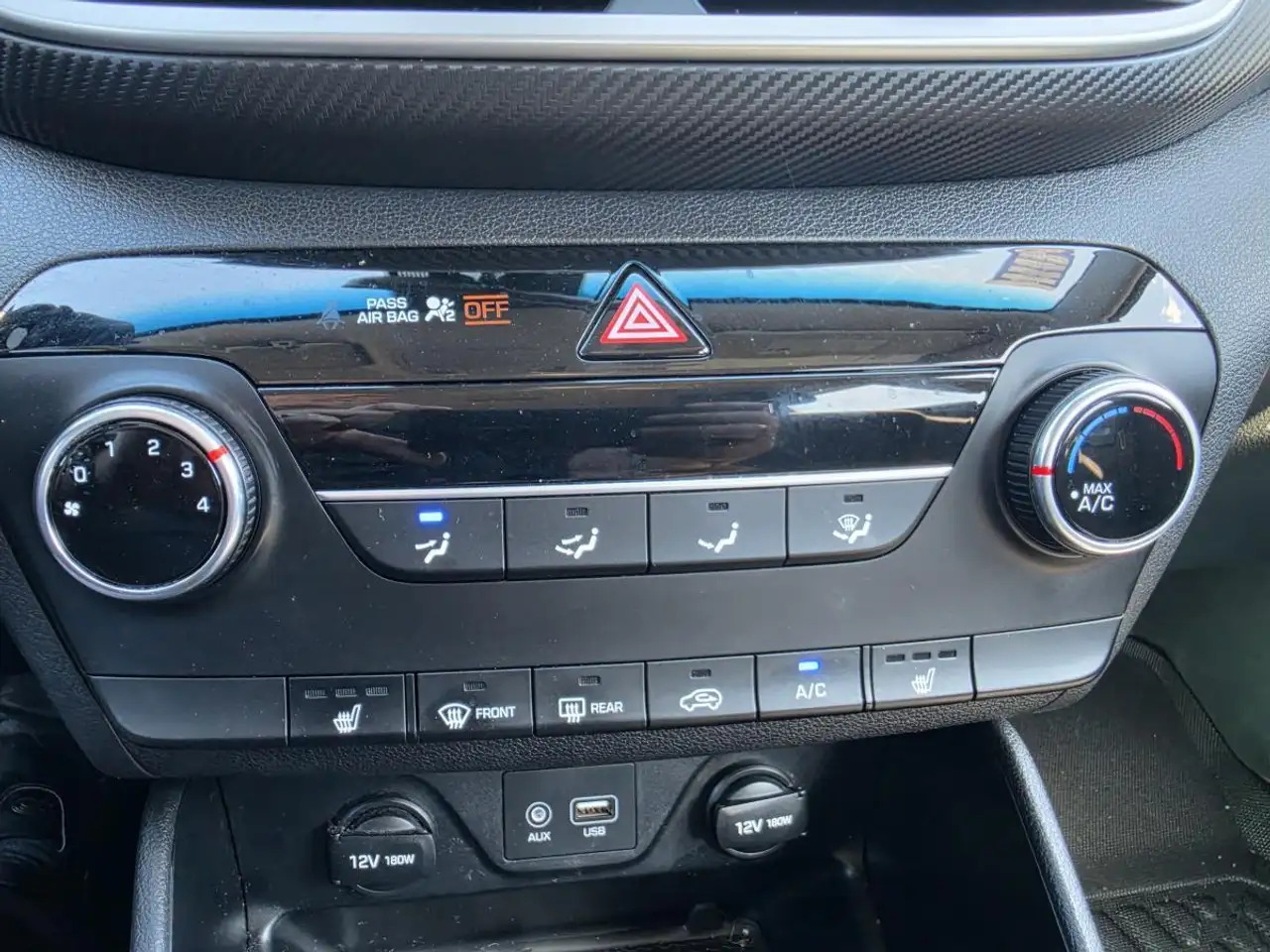 Hyundai TUCSON снимка Hyundai TUCSON