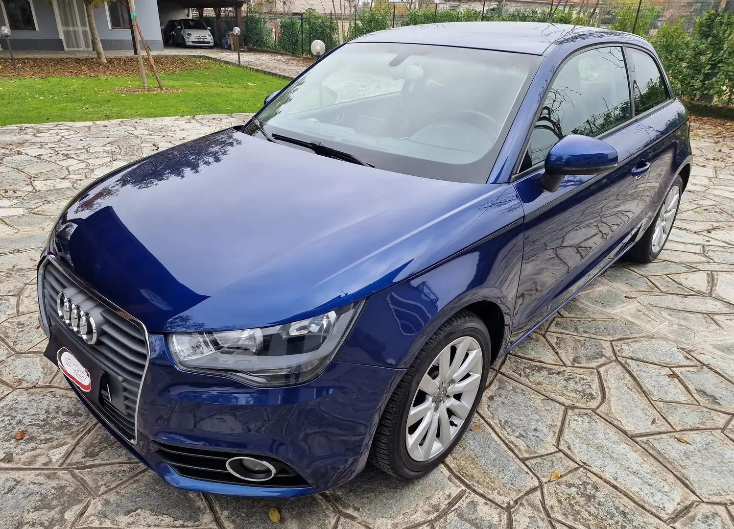 Audi A1 1.4 tfsi Ambition 122cv 119g s-tronic Bleu - 1