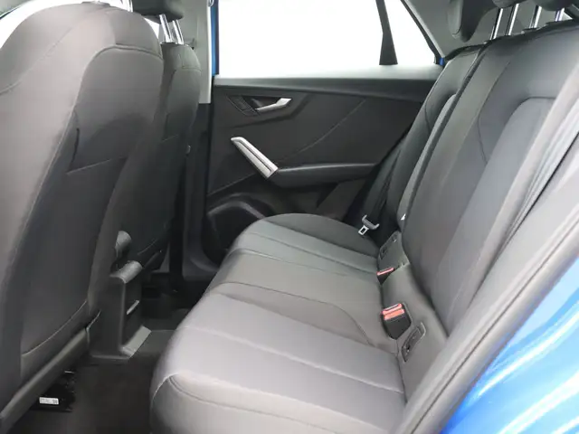 Audi Q2 view 16