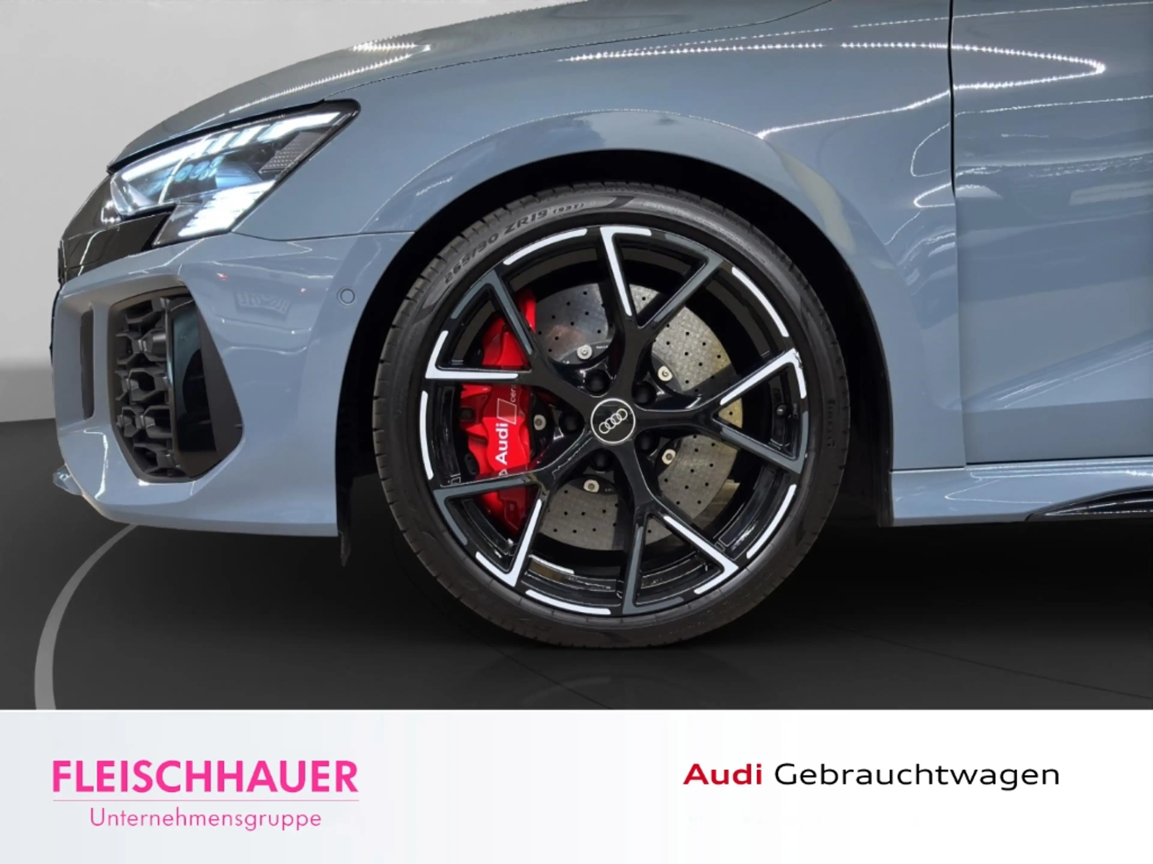 Audi RS3 SB 2.5 TFSI quattro MATRIX+ACC+NAVI+RFK+PANO+DYNAM — photo 7
