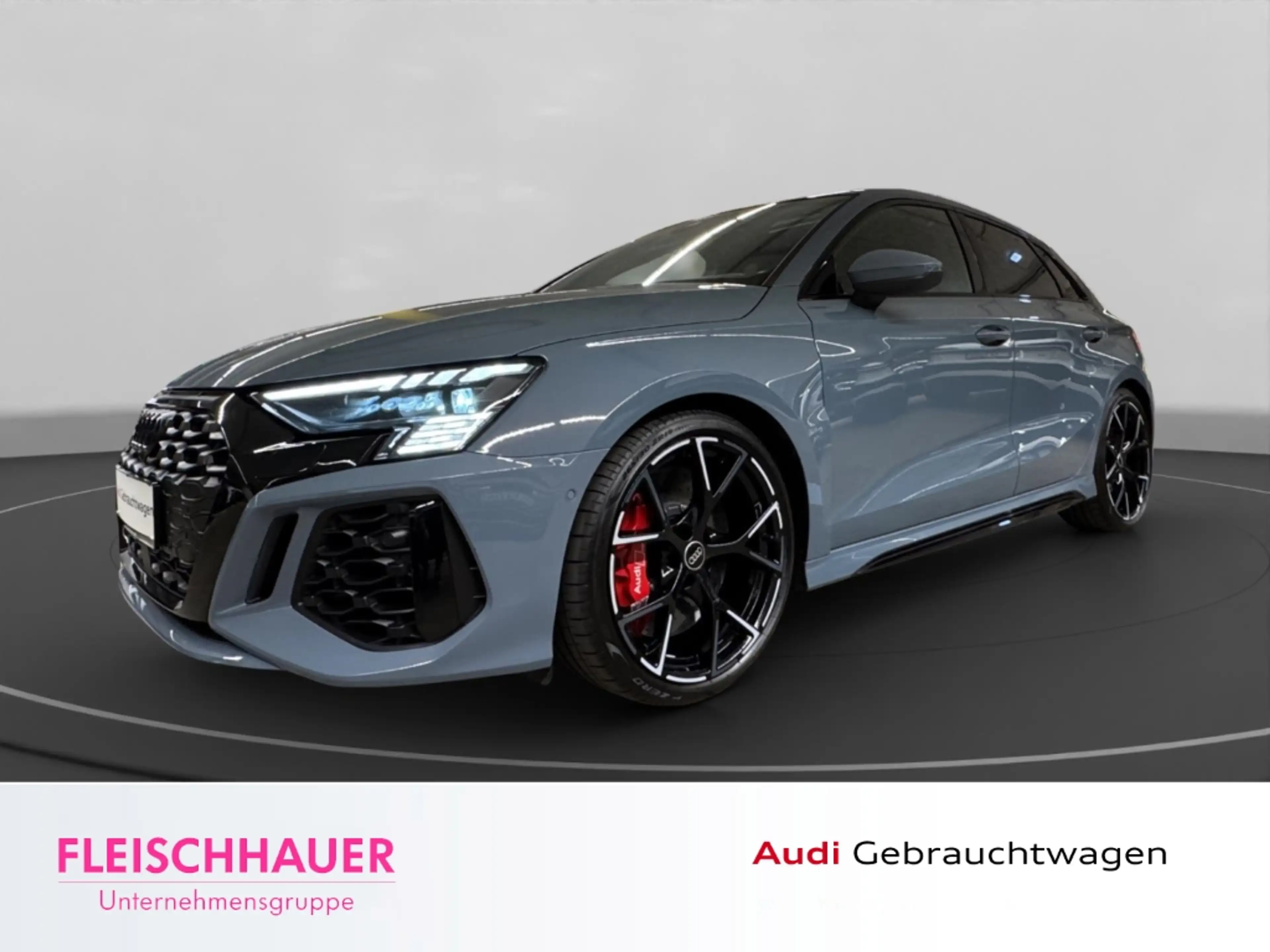 Audi RS3 SB 2.5 TFSI quattro MATRIX+ACC+NAVI+RFK+PANO+DYNAM