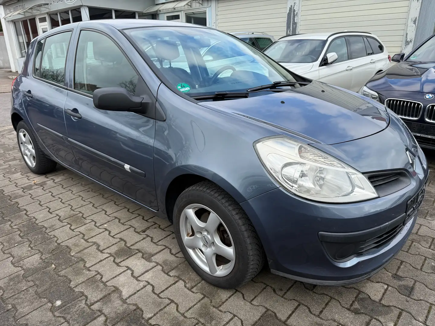 Renault Clio Authentique~Klima~ Grau - 2