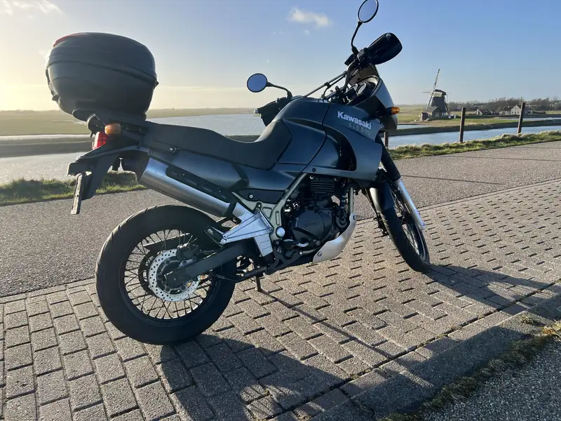Kawasaki KLE 500 - foto 2