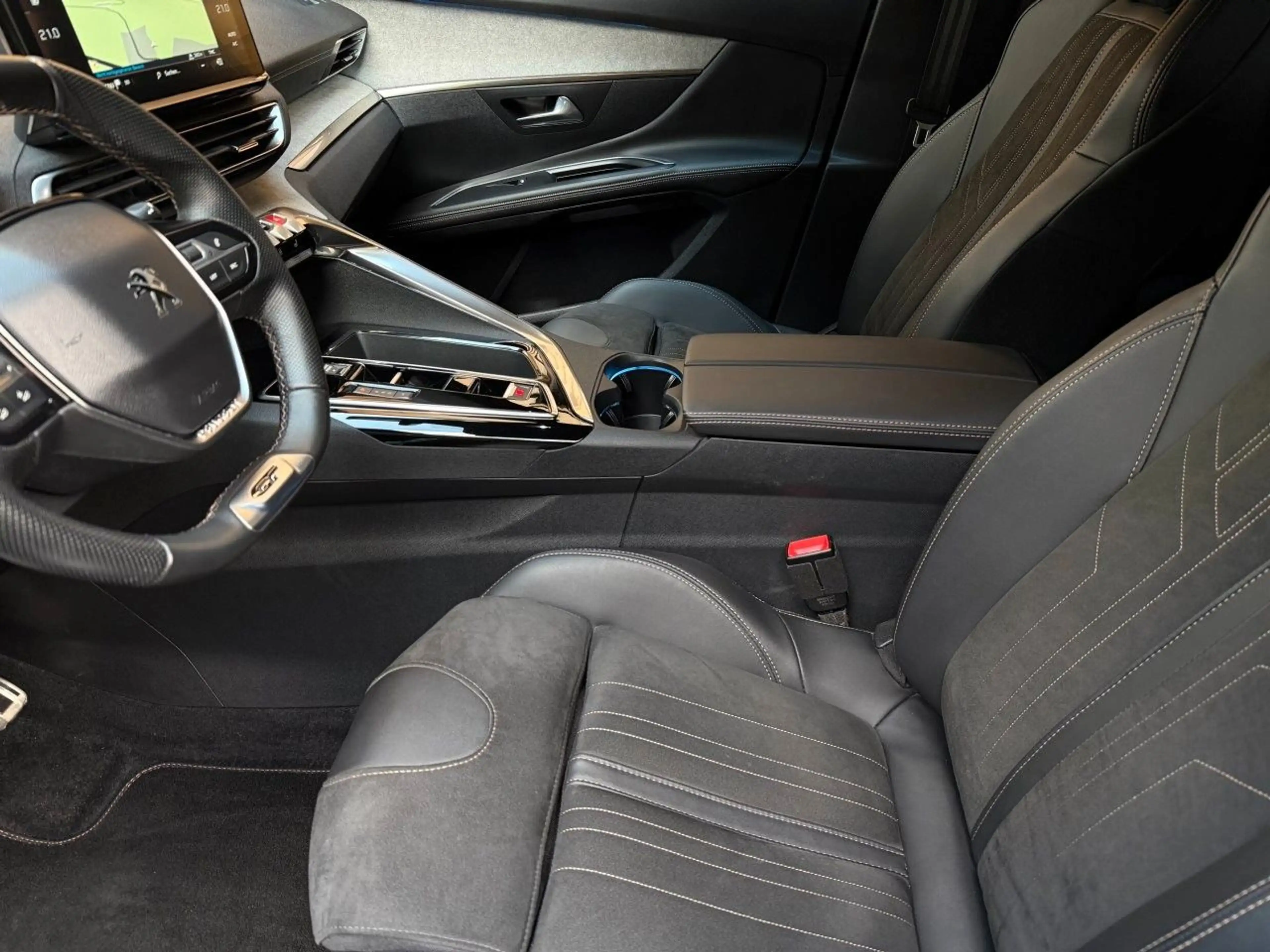 Peugeot 5008 130 Hdi GT | Black Pack | Focal | 360° — photo 9