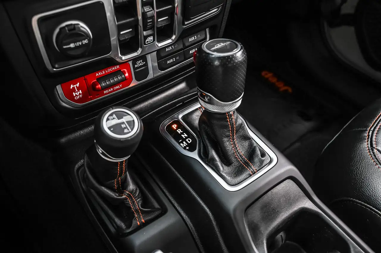 Jeep Gladiator снимка Jeep Gladiator
