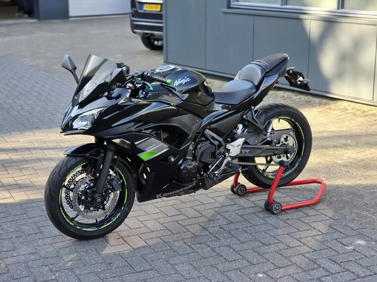 Kawasaki Ninja 650 Tour | Carbon| A2 35KW| Zwart - 1