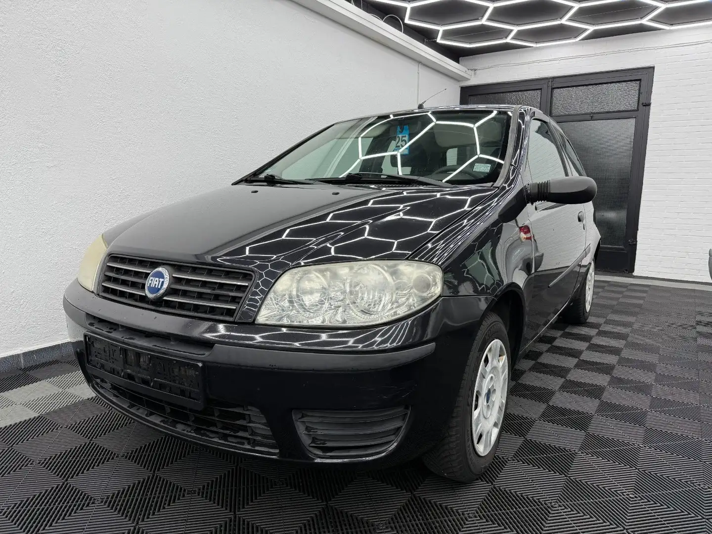 Fiat Punto 1.2 8V Ciao * HU NEU * SERVICE NEU  1.HAND Negro - 2