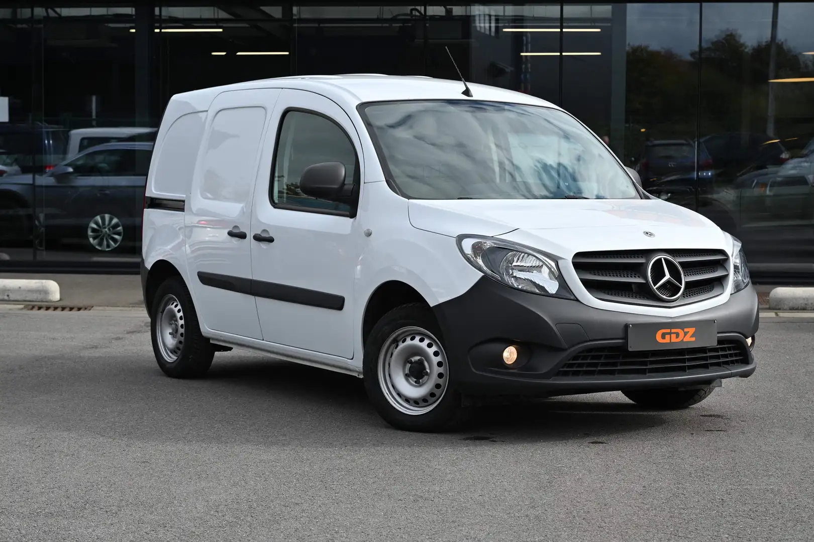 Mercedes-Benz Citan Van Perfect Tool 1.5 CDI 95 Ch Wit - 2
