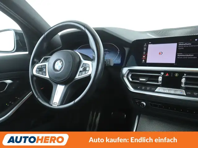 BMW 3 Series view 13