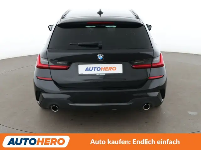 BMW 3 Series view 5