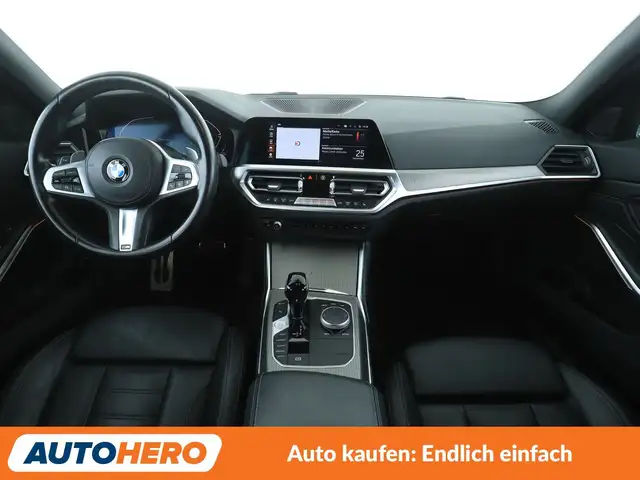 BMW 3 Series view 12