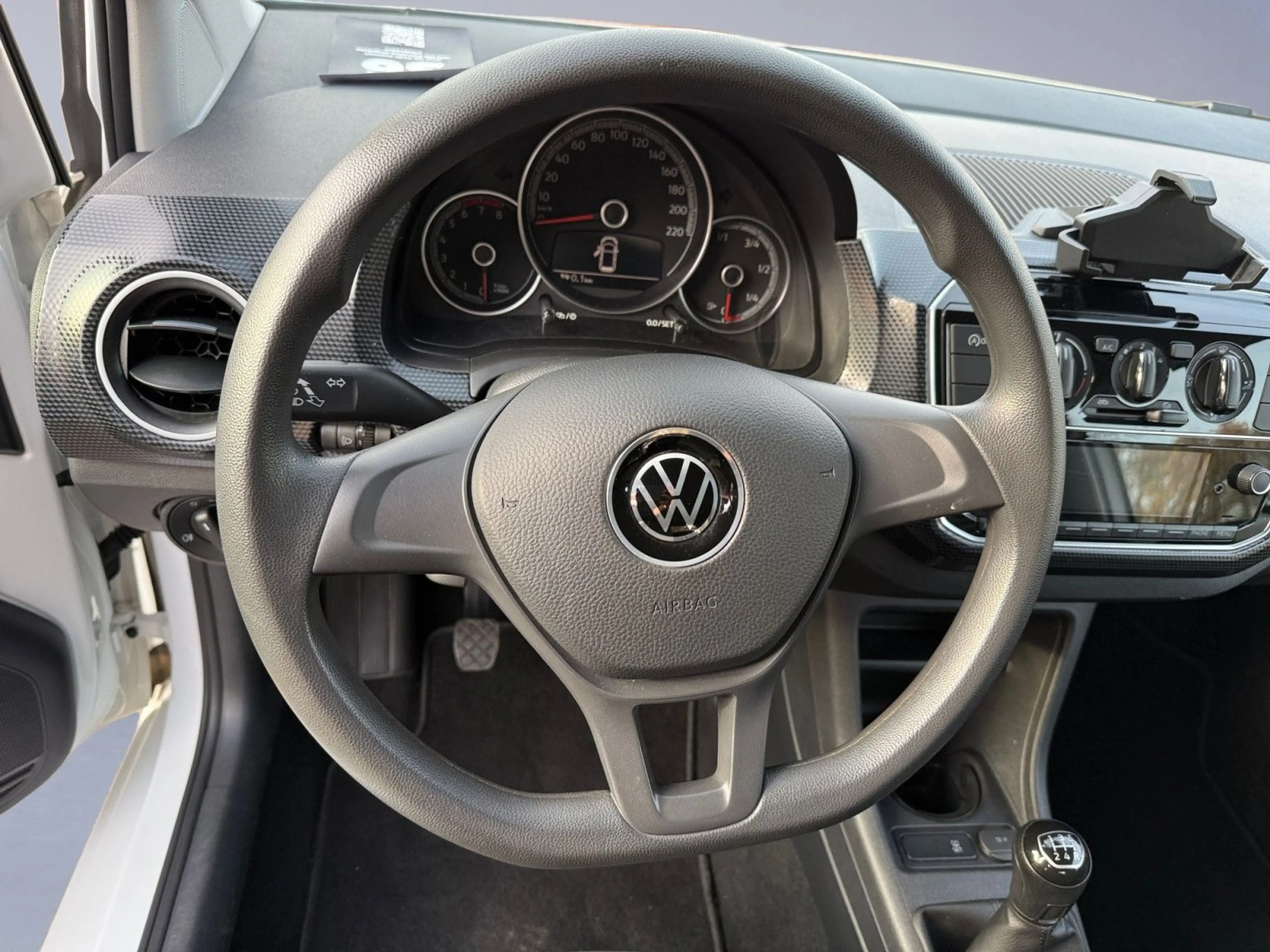 Volkswagen up! Basis — photo 12