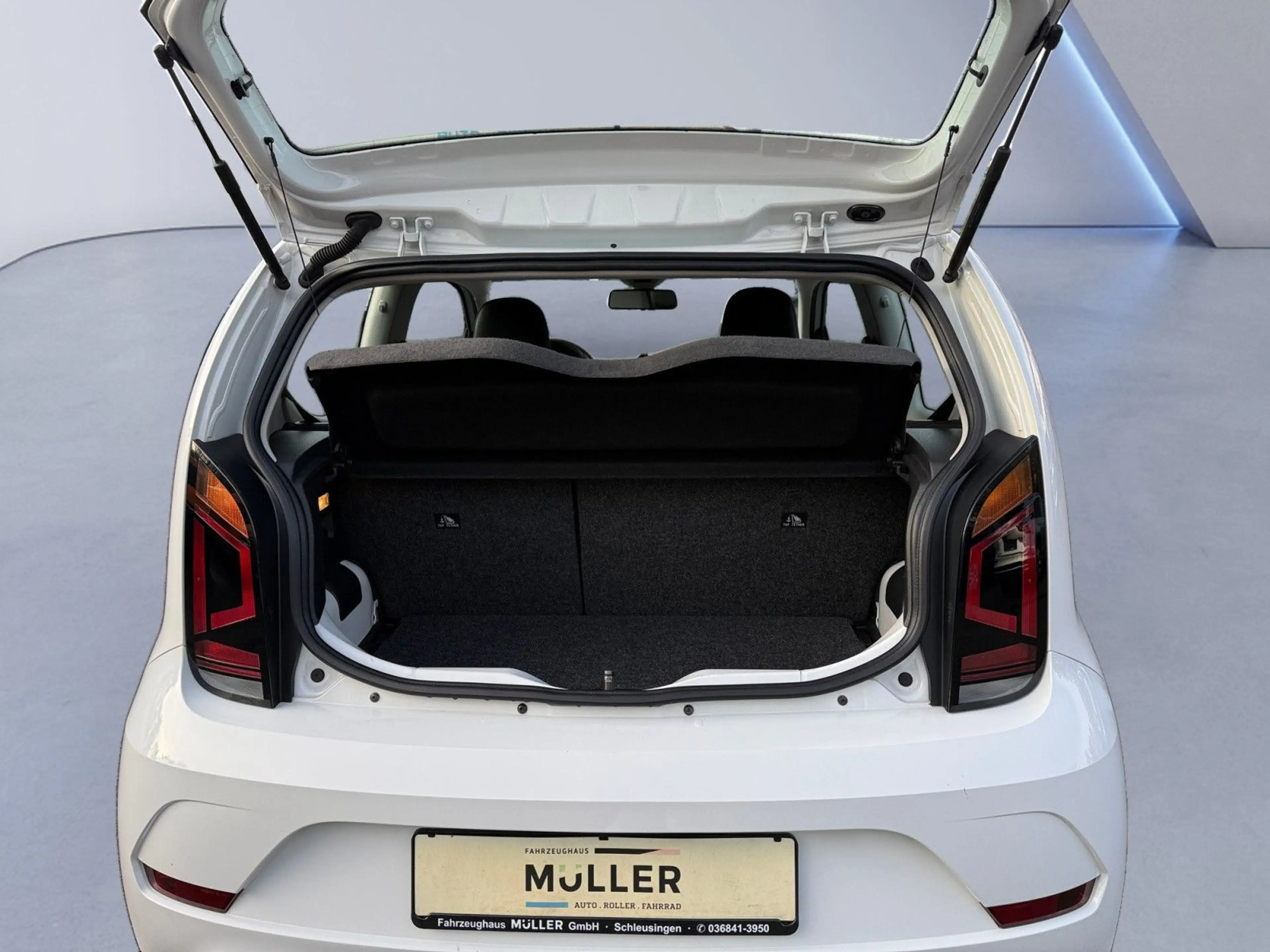 Volkswagen up! Basis — photo 15