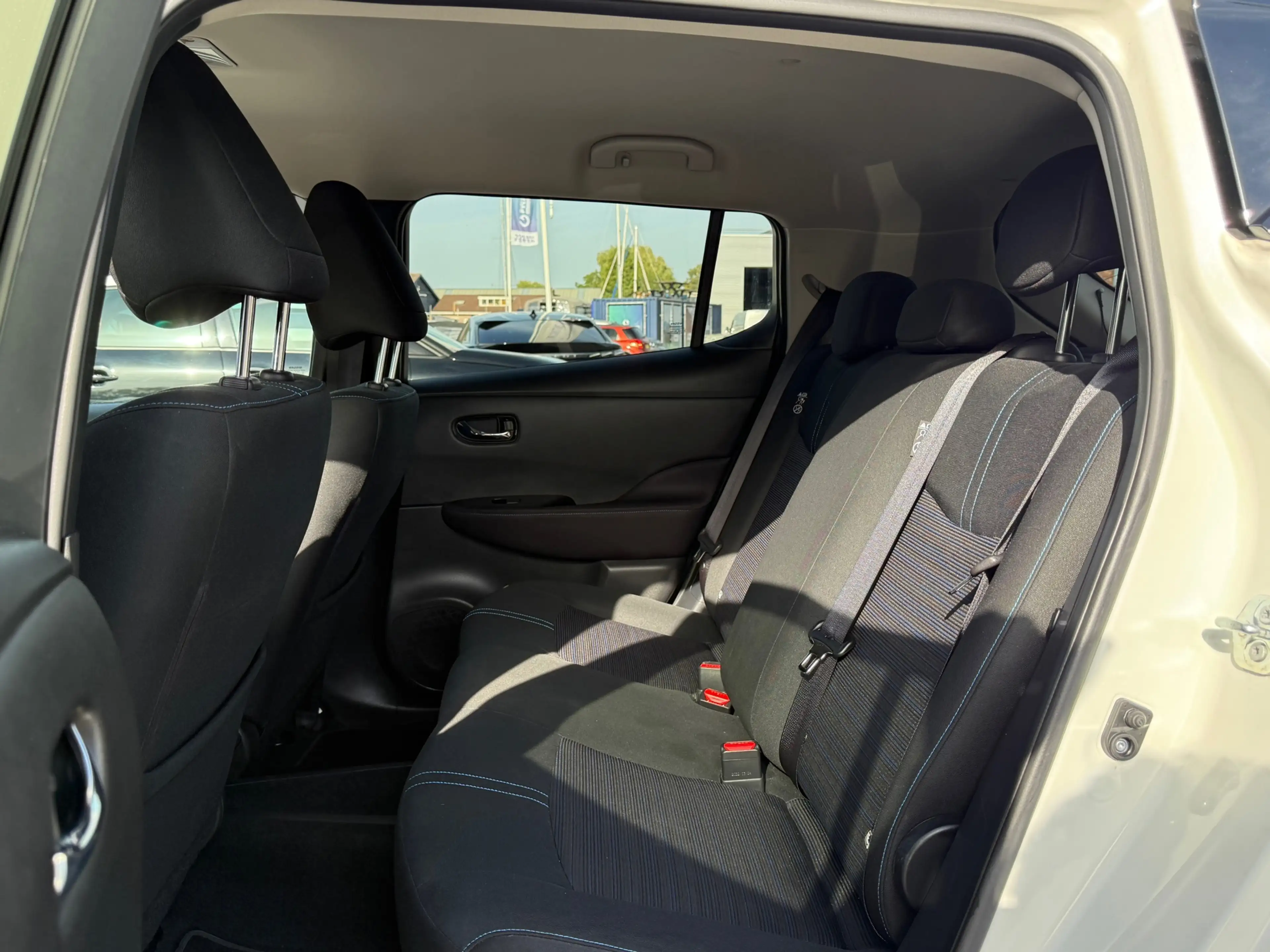 Nissan Leaf N-Connecta 40 kWh ADAPTIVE CRUISE LED NAVI 360 CAM — photo 5